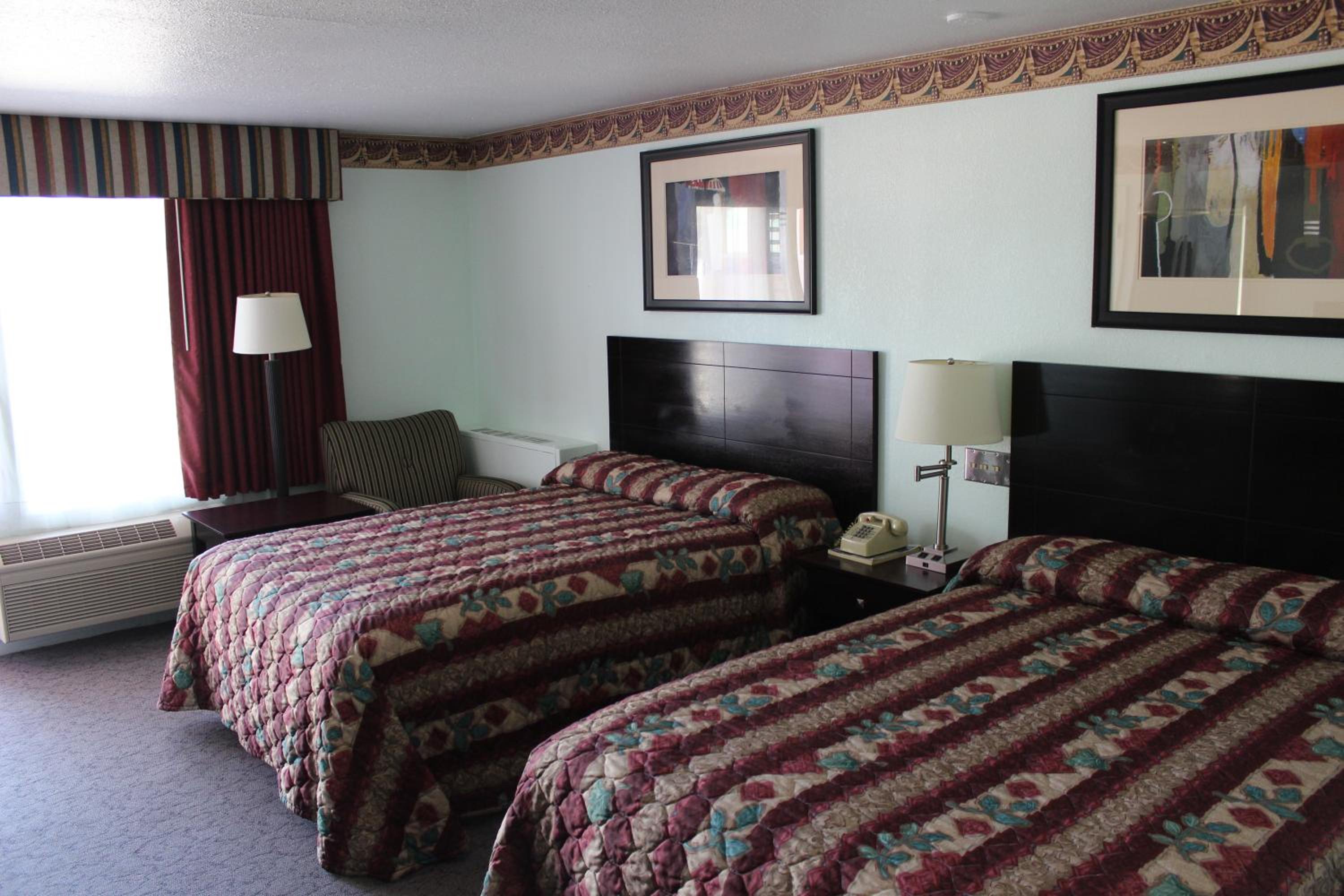 Double Room with Two Double Beds photo 3