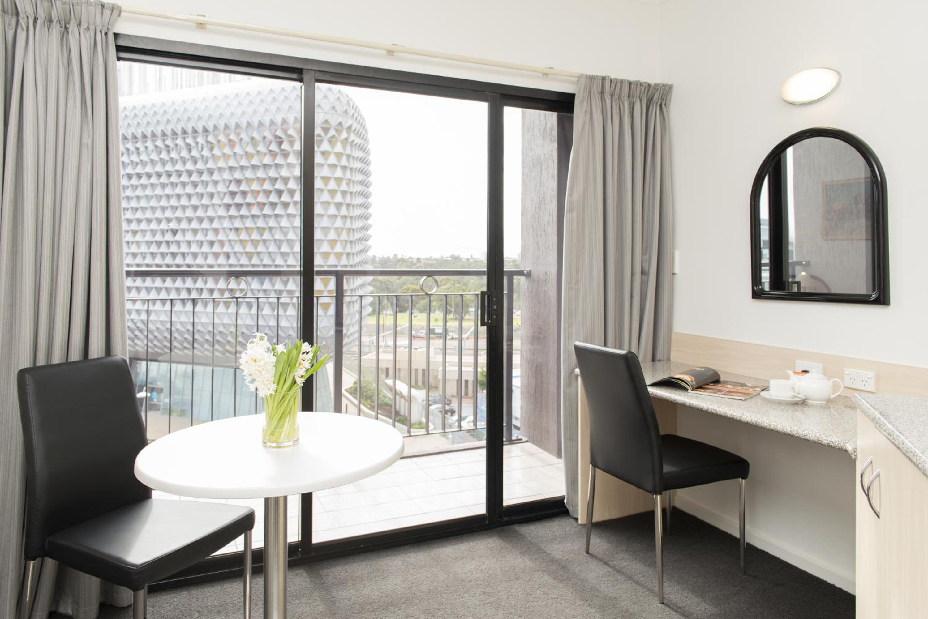 Executive Suite with Spa Bath - Photo 4