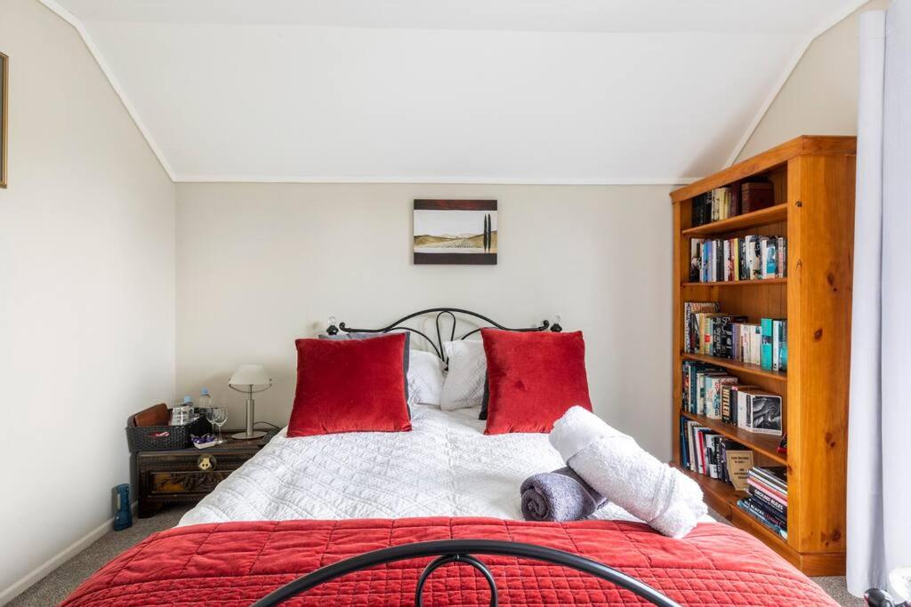 Double Room with Balcony - Photo 5