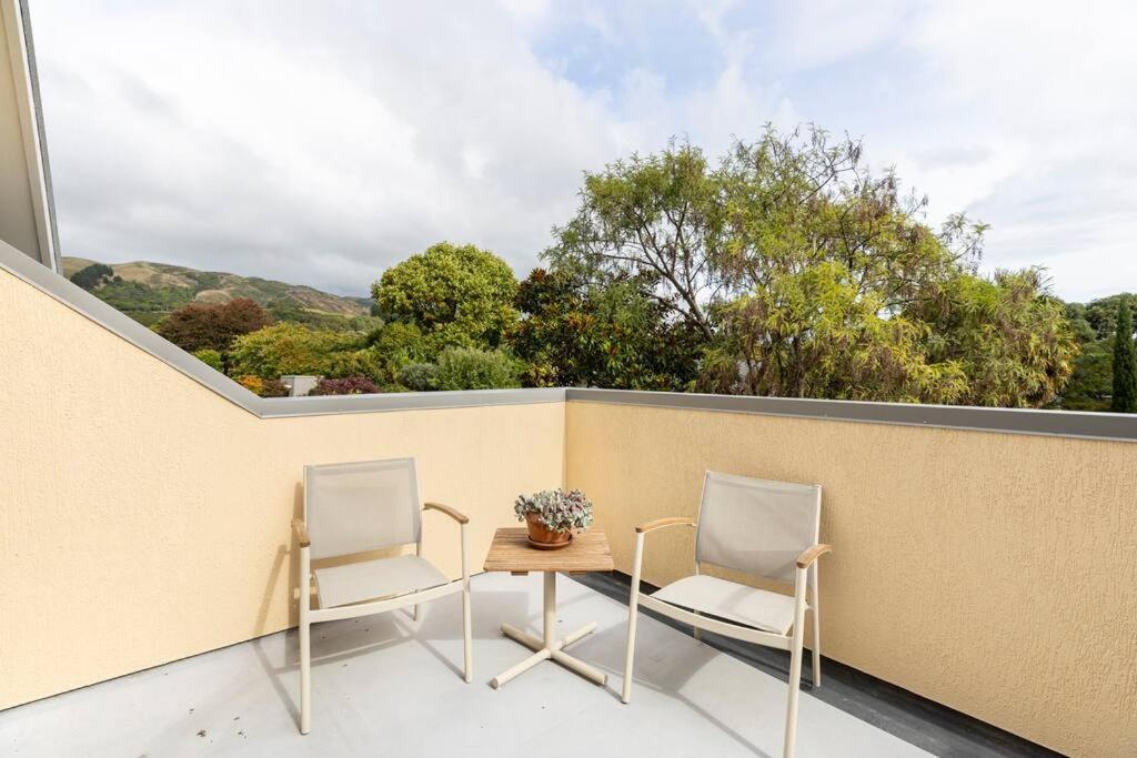 Double Room with Balcony - Photo 3