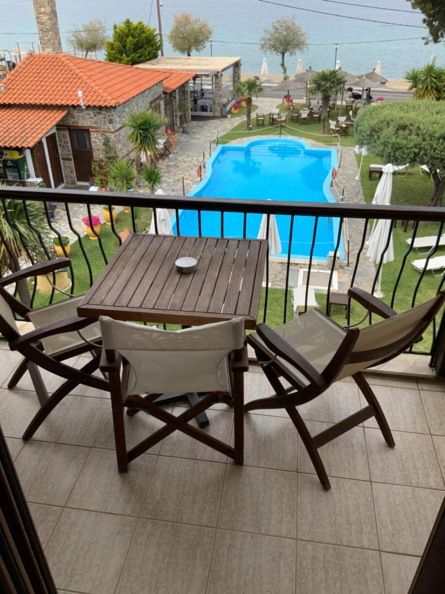 Triple Room with Sea View photo 2