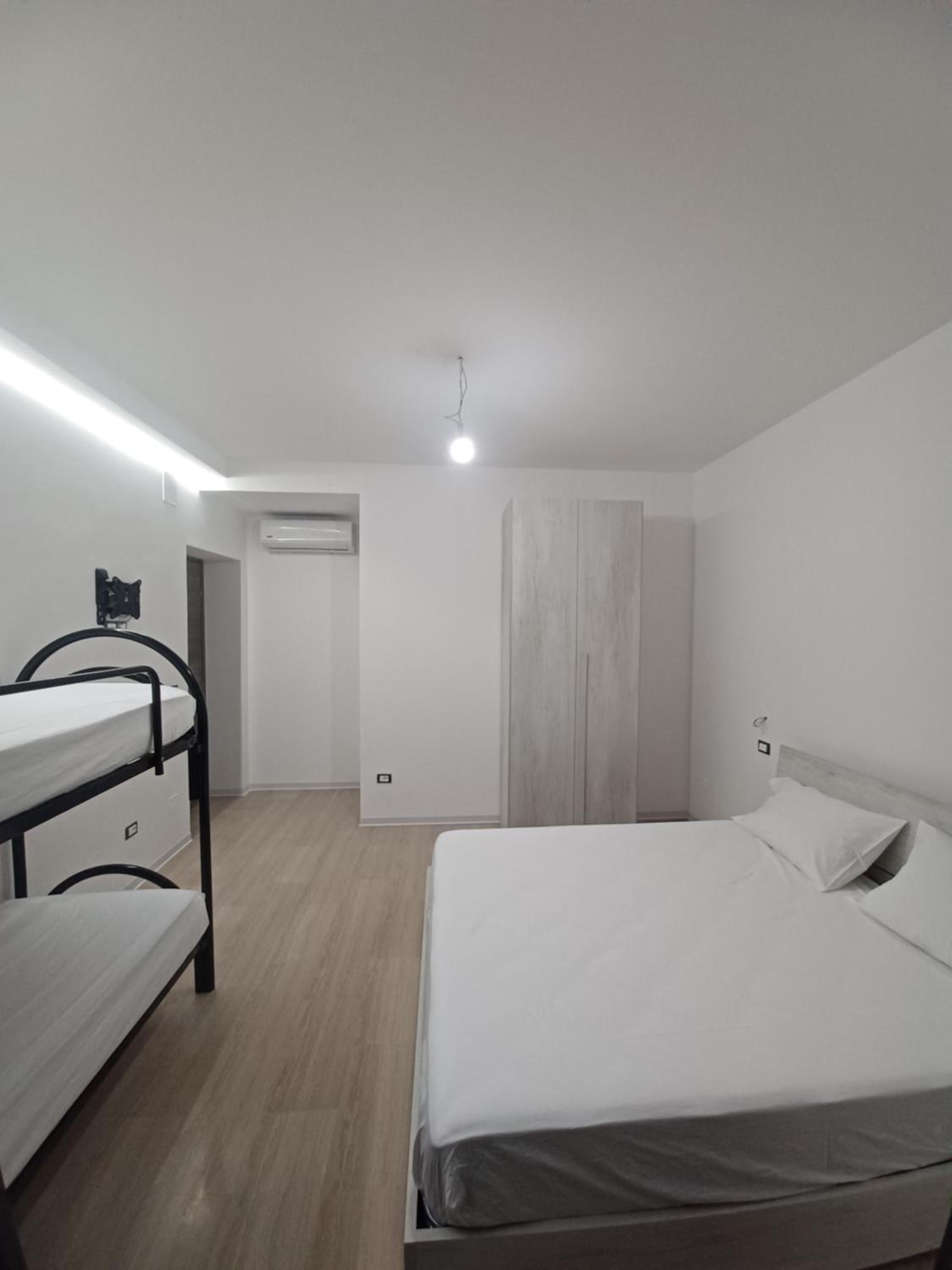 One-Bedroom Standard Apartment
