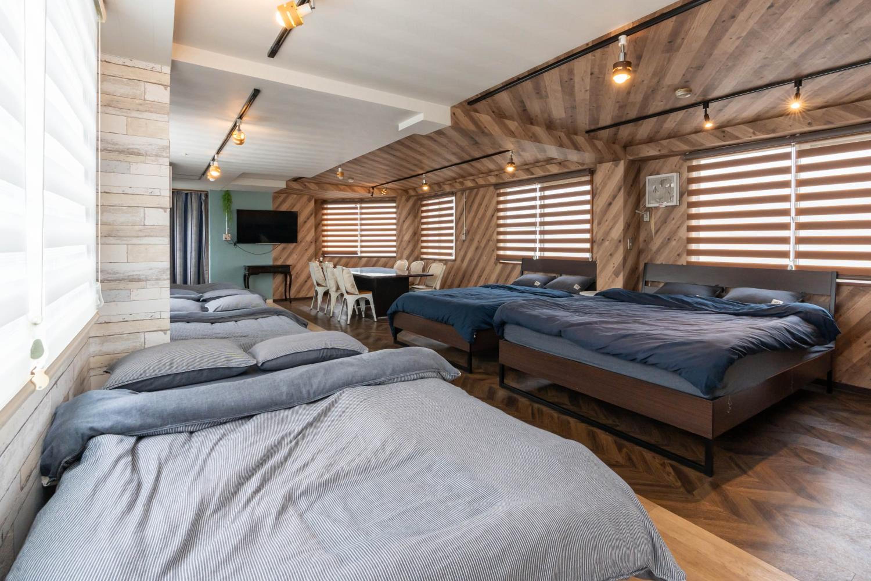 Deluxe Apartment
