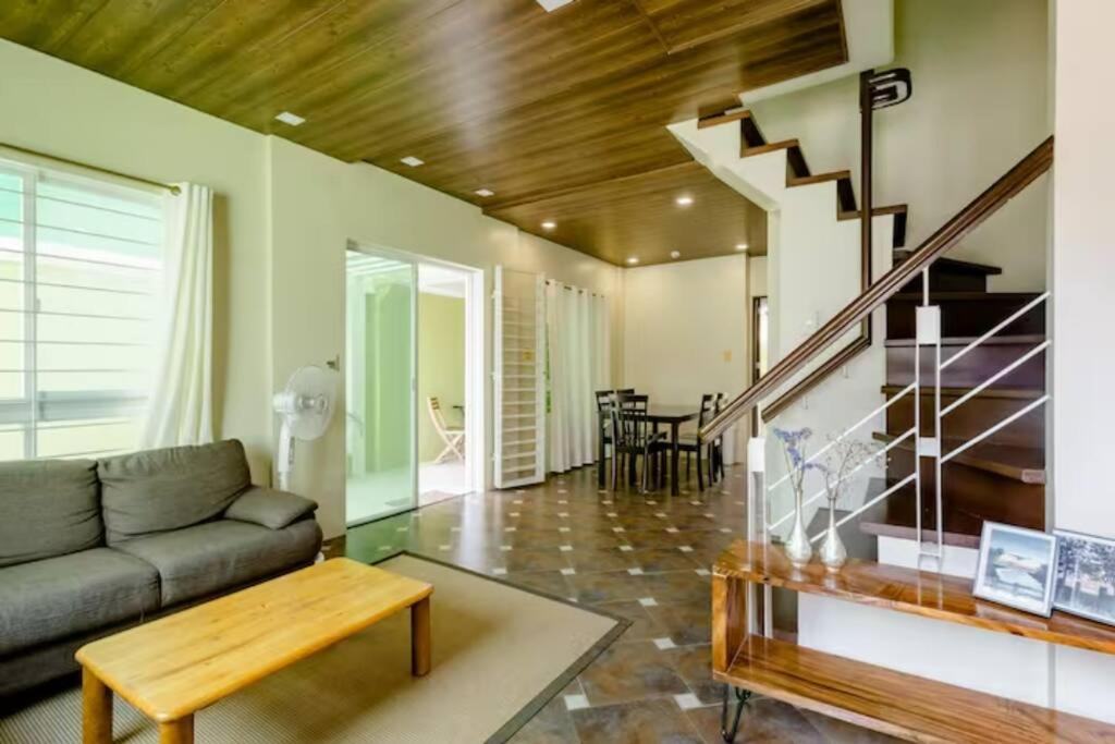 Three-Bedroom House photo 1