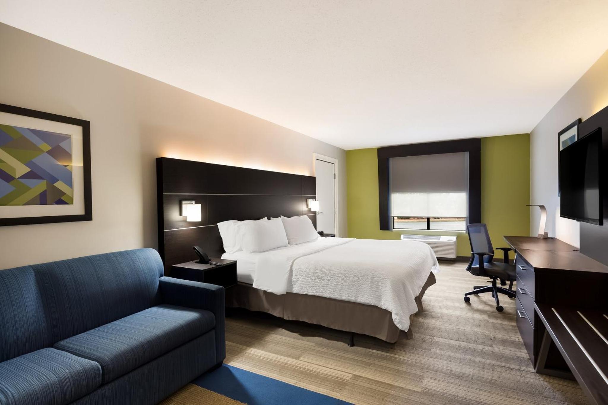 Suite - Hearing Accessible - Non-Smoking - Photo 7