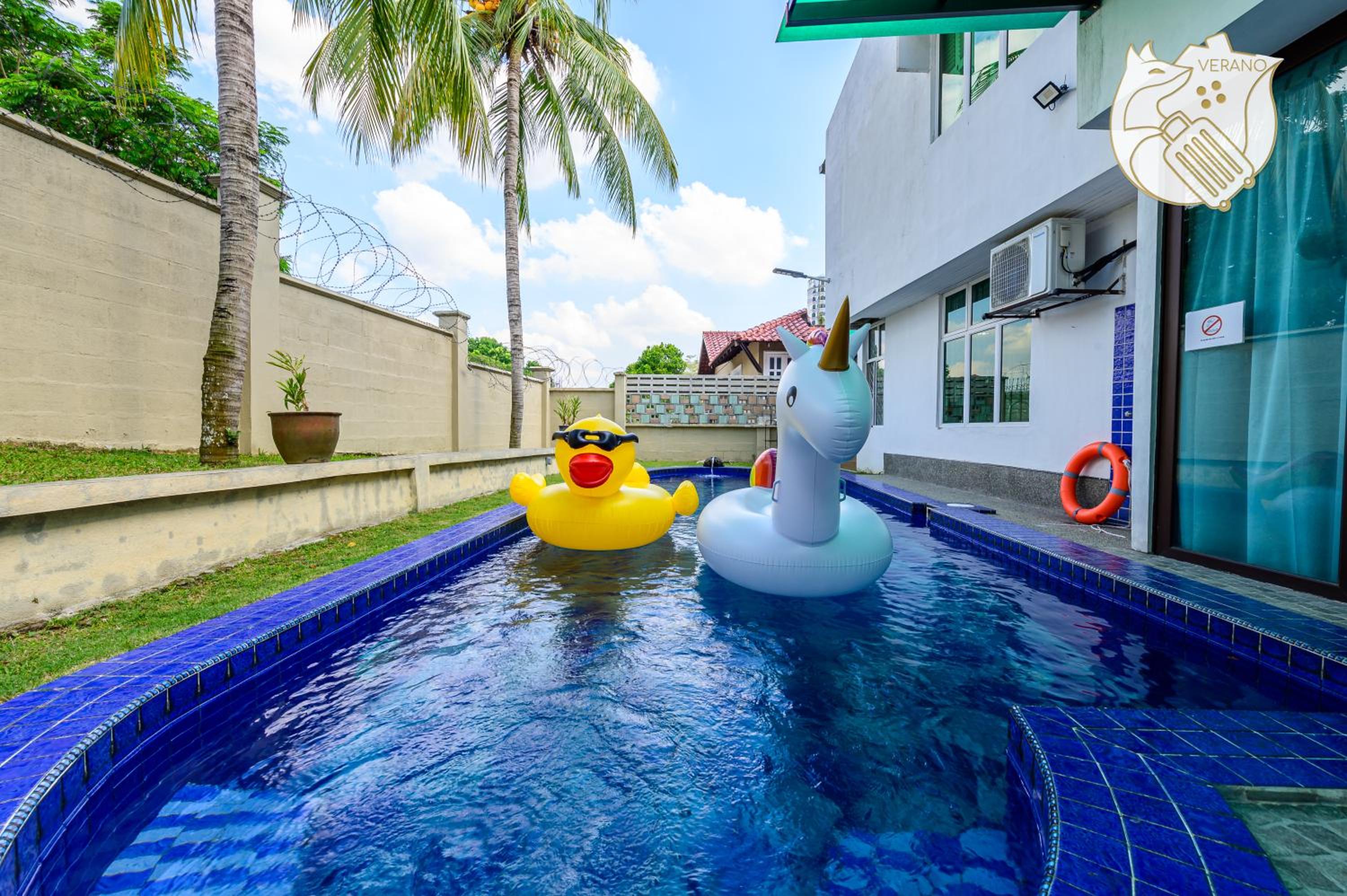 Villa photo 1