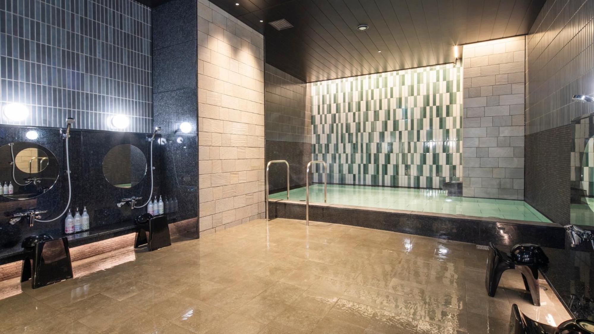 Standard Double with Shower - Non-Smoking - Photo 3