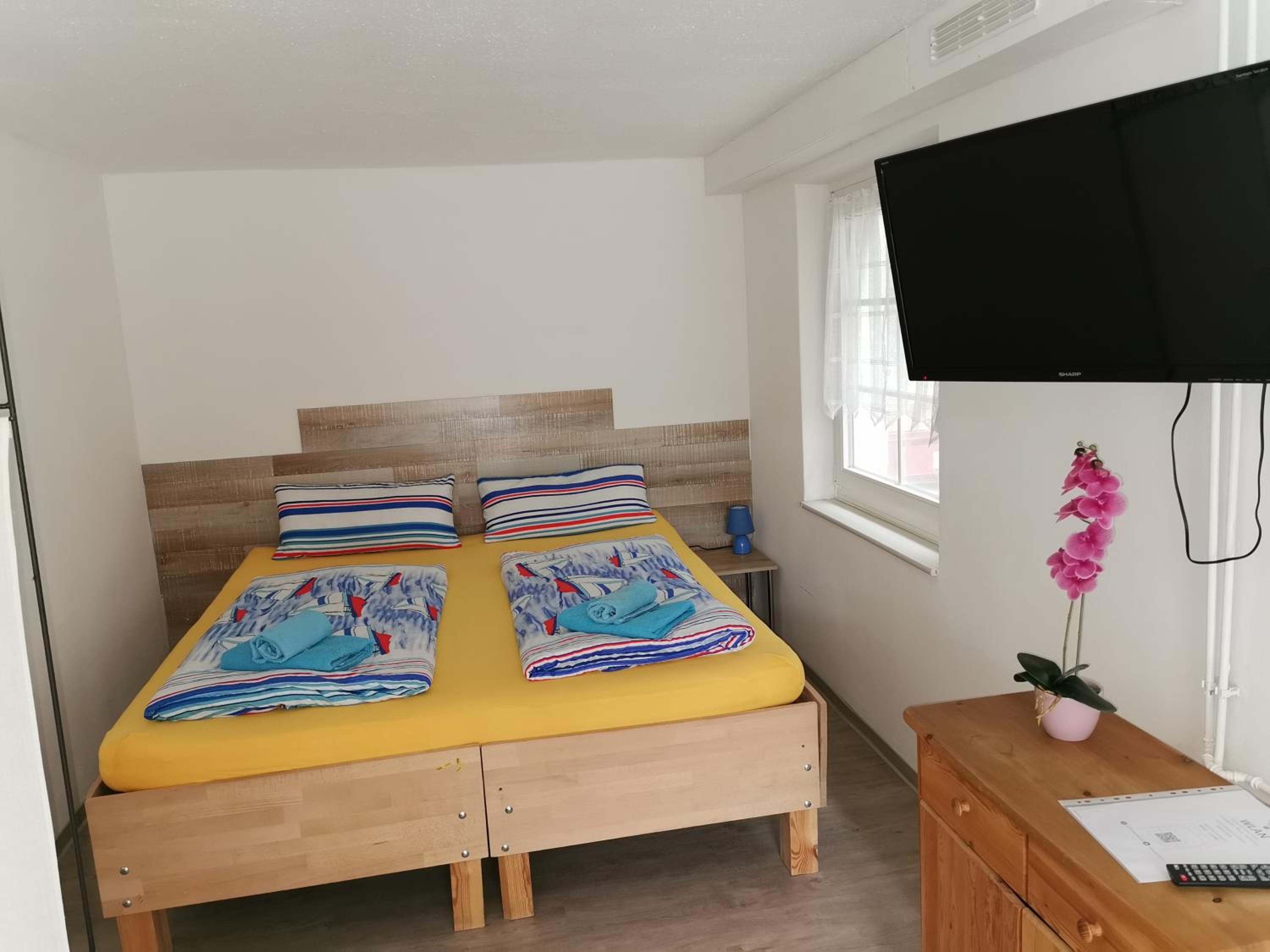 Double or Twin Room with Terrace - Photo 1
