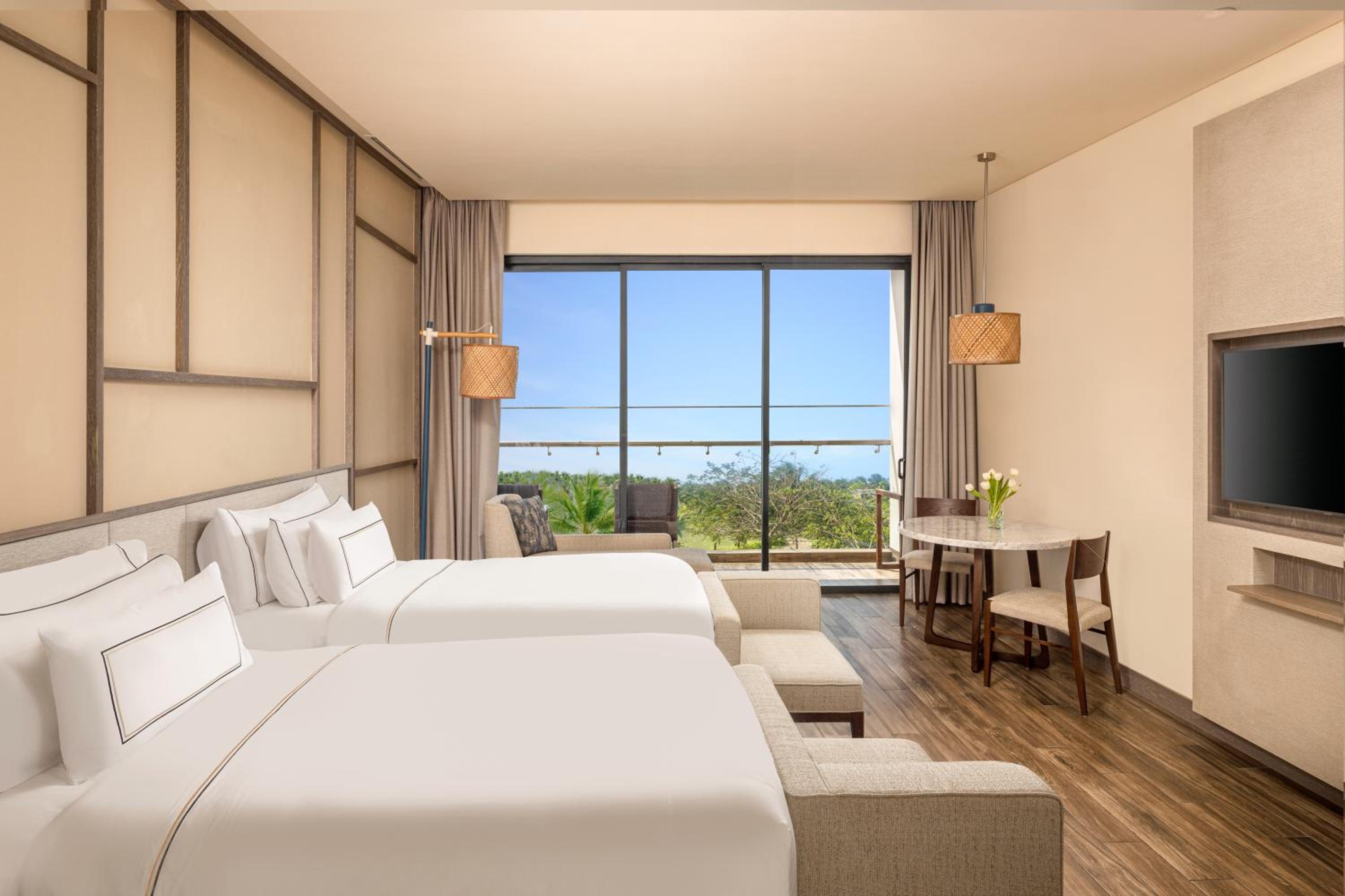 Deluxe Double or Twin Room with Balcony - Garden View