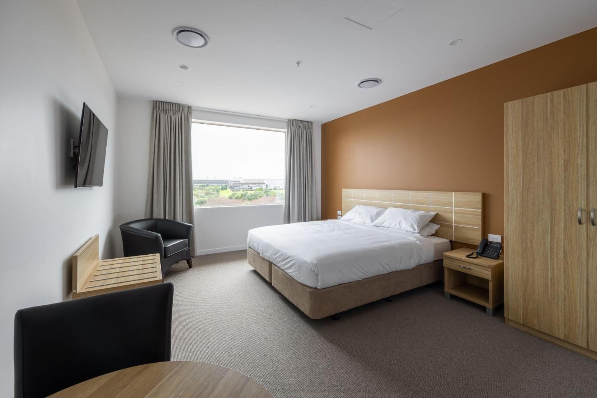 Deluxe Room - Photo 1