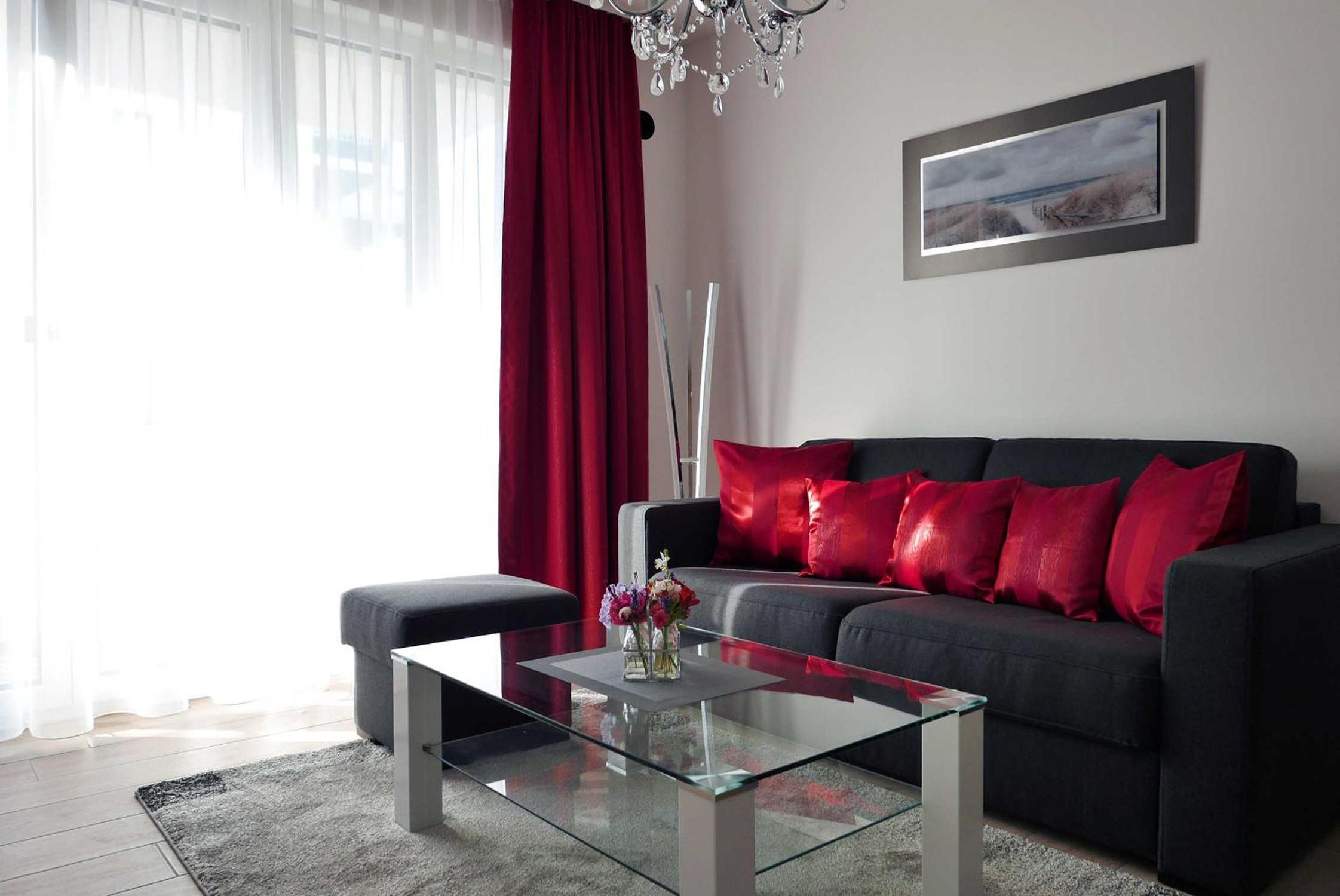 One-Bedroom Apartment with Balcony photo 3