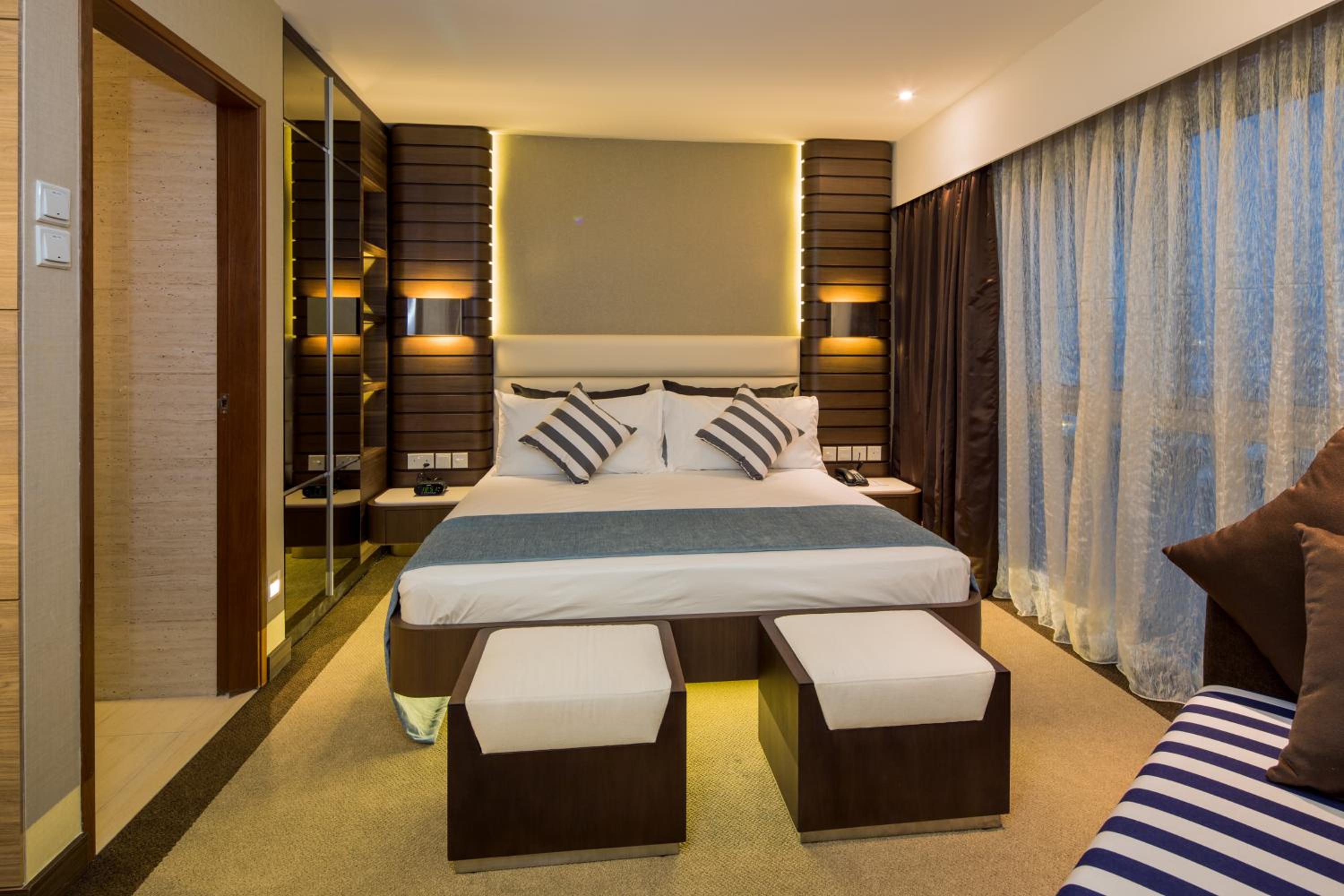 Suite with Sea View photo 2