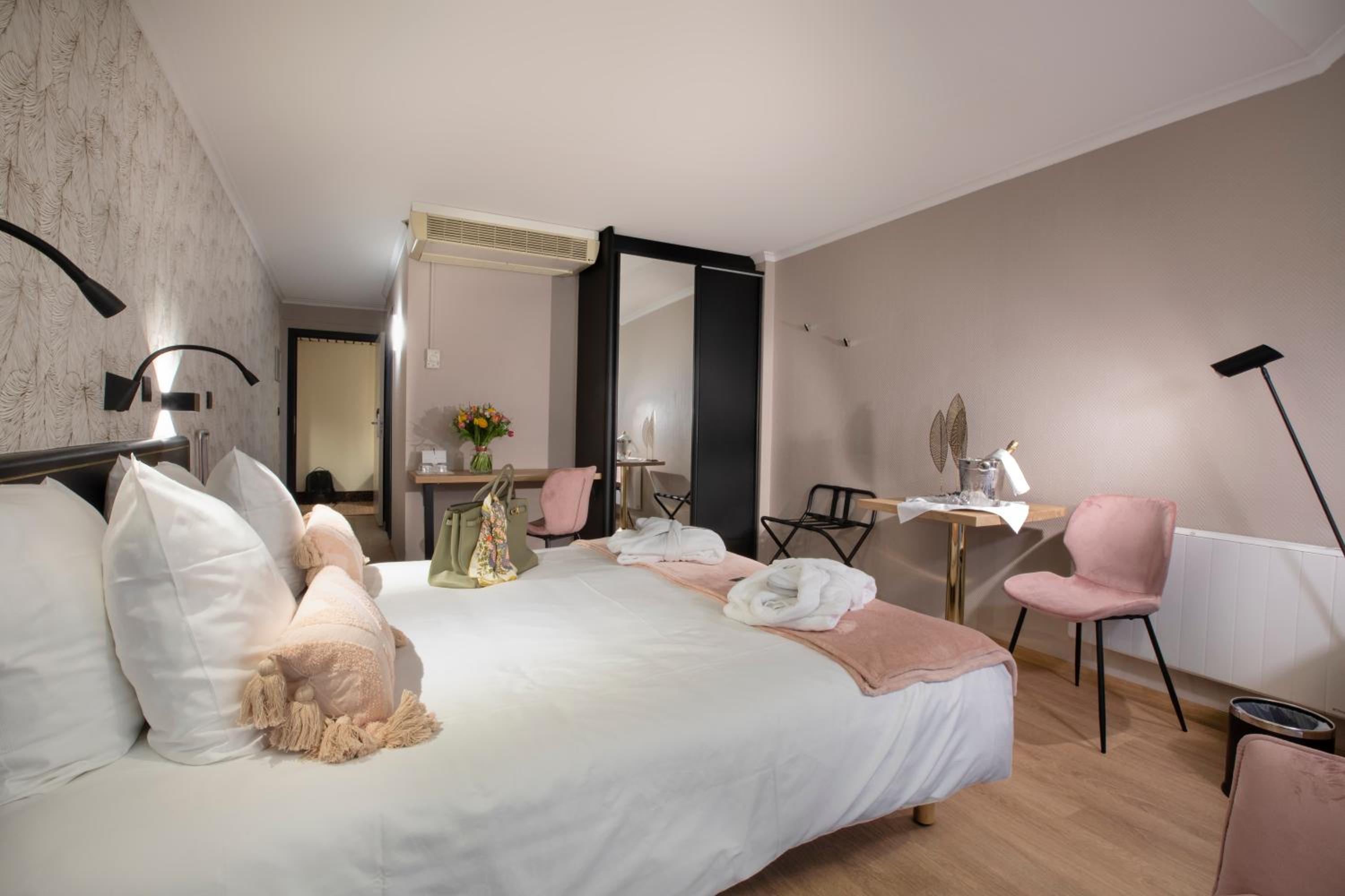 Superior Double Room photo 1