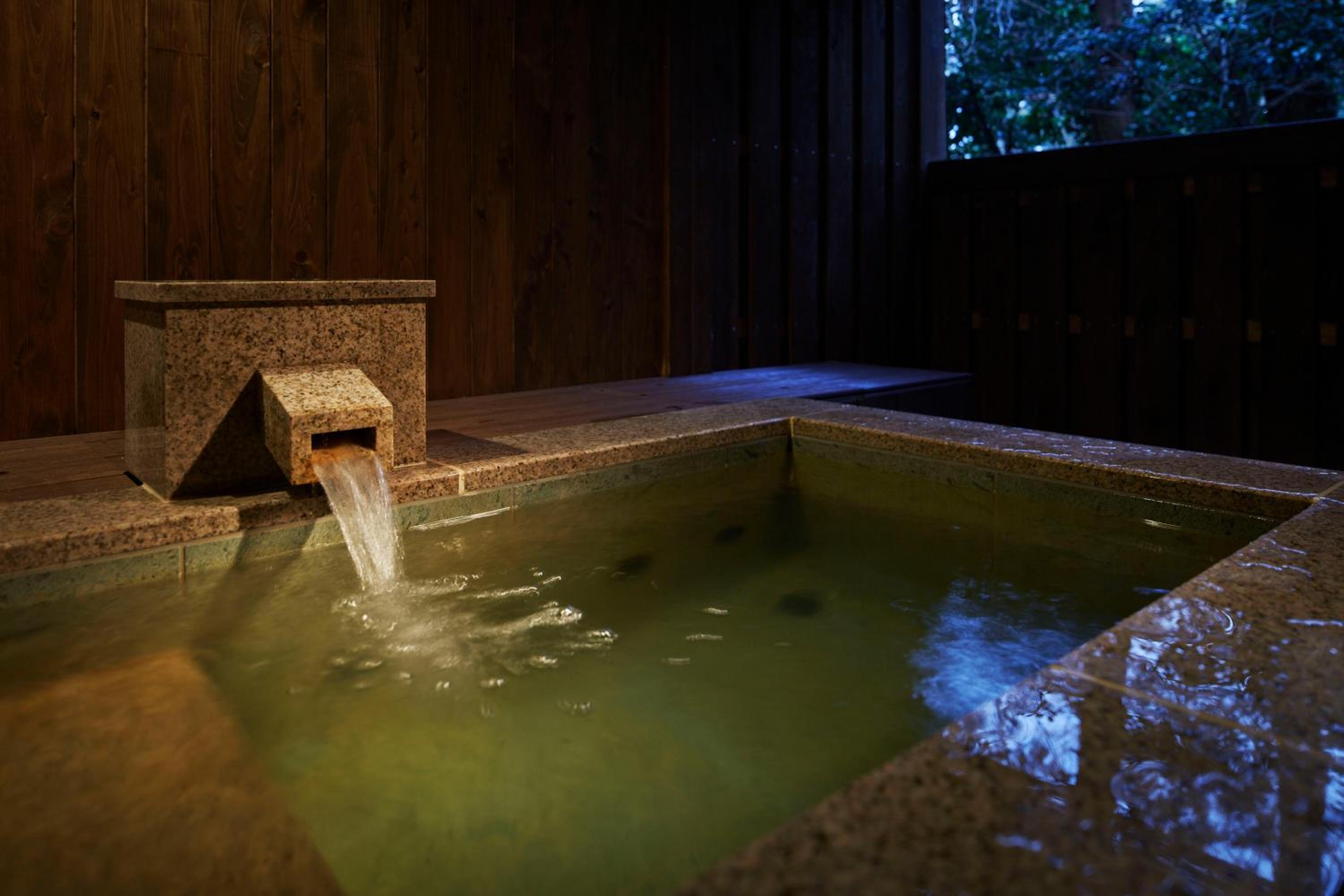 【Main Building】Premium Room with Tatami area - Ground floor photo 3