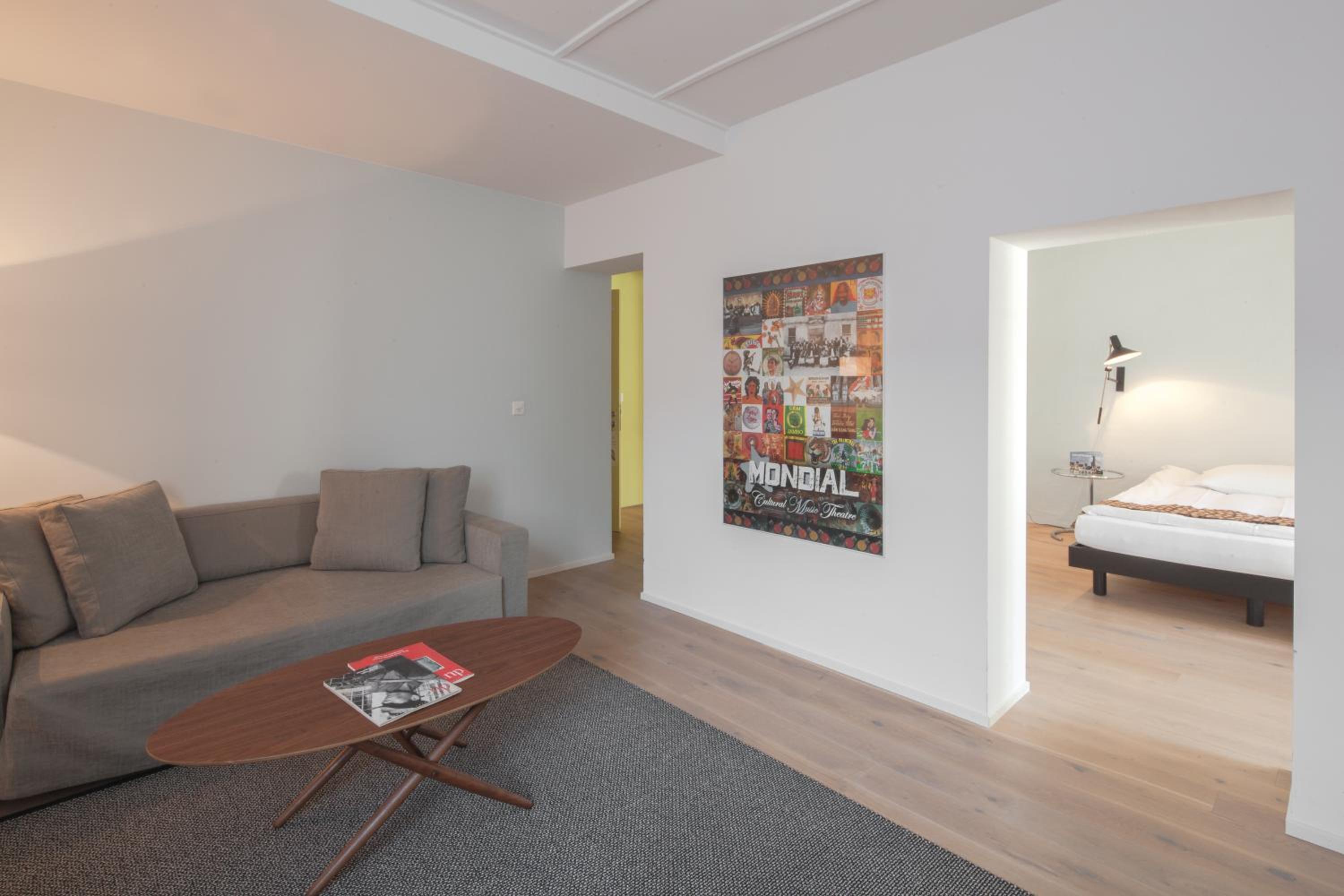 Premium Design Room - Photo 2