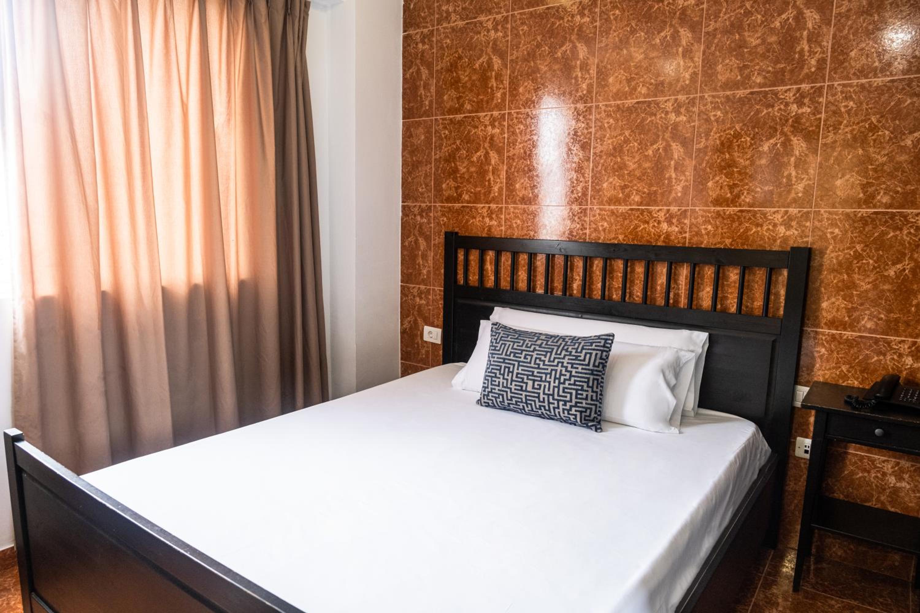Double or Twin Basic Room