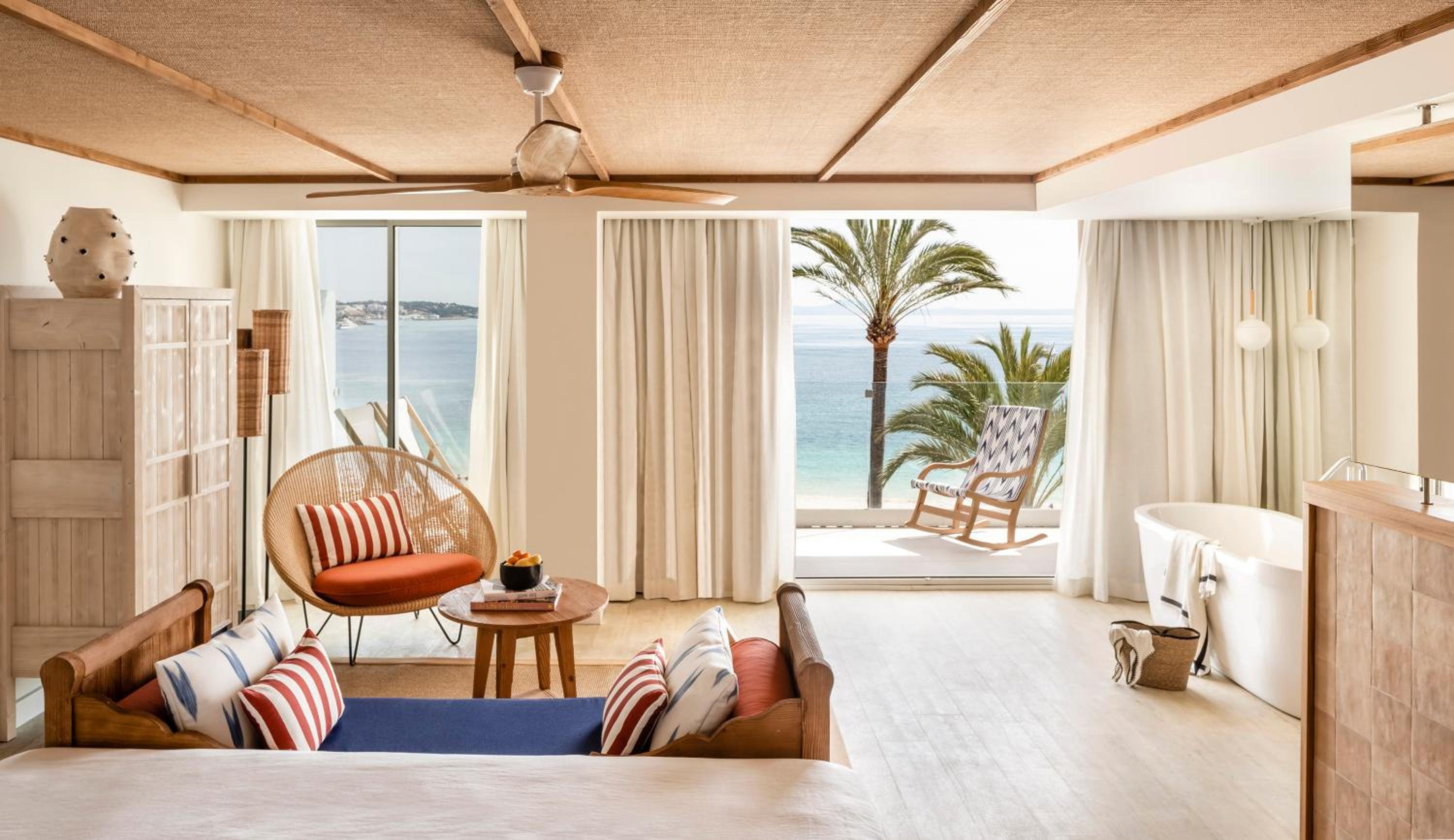 Habitación ZEL Junior Suite con vista al Mediterráneo
