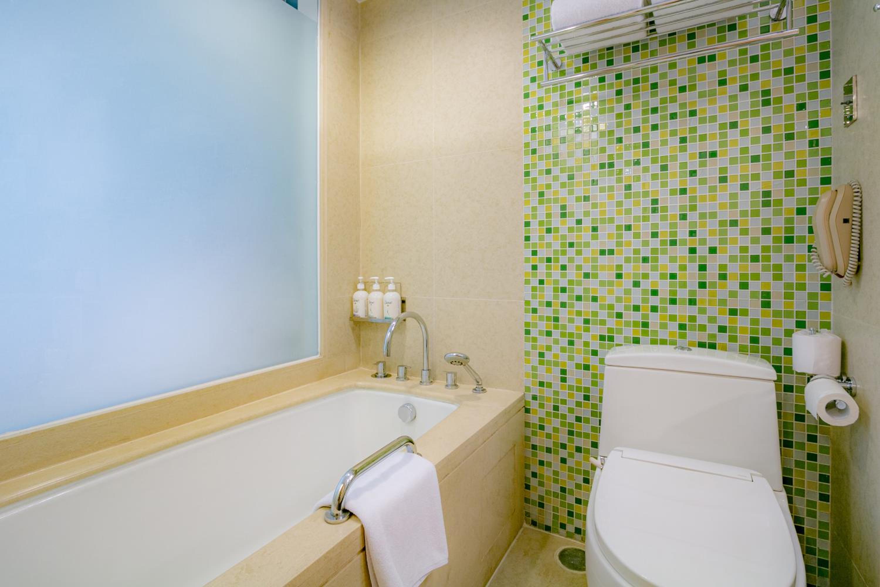 Two-Bedroom Family Suite - Photo 9