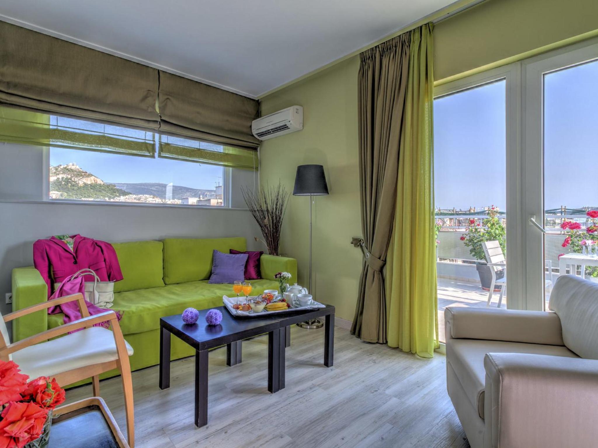 Suite with Private Veranda & Acropolis View thumbnail 5