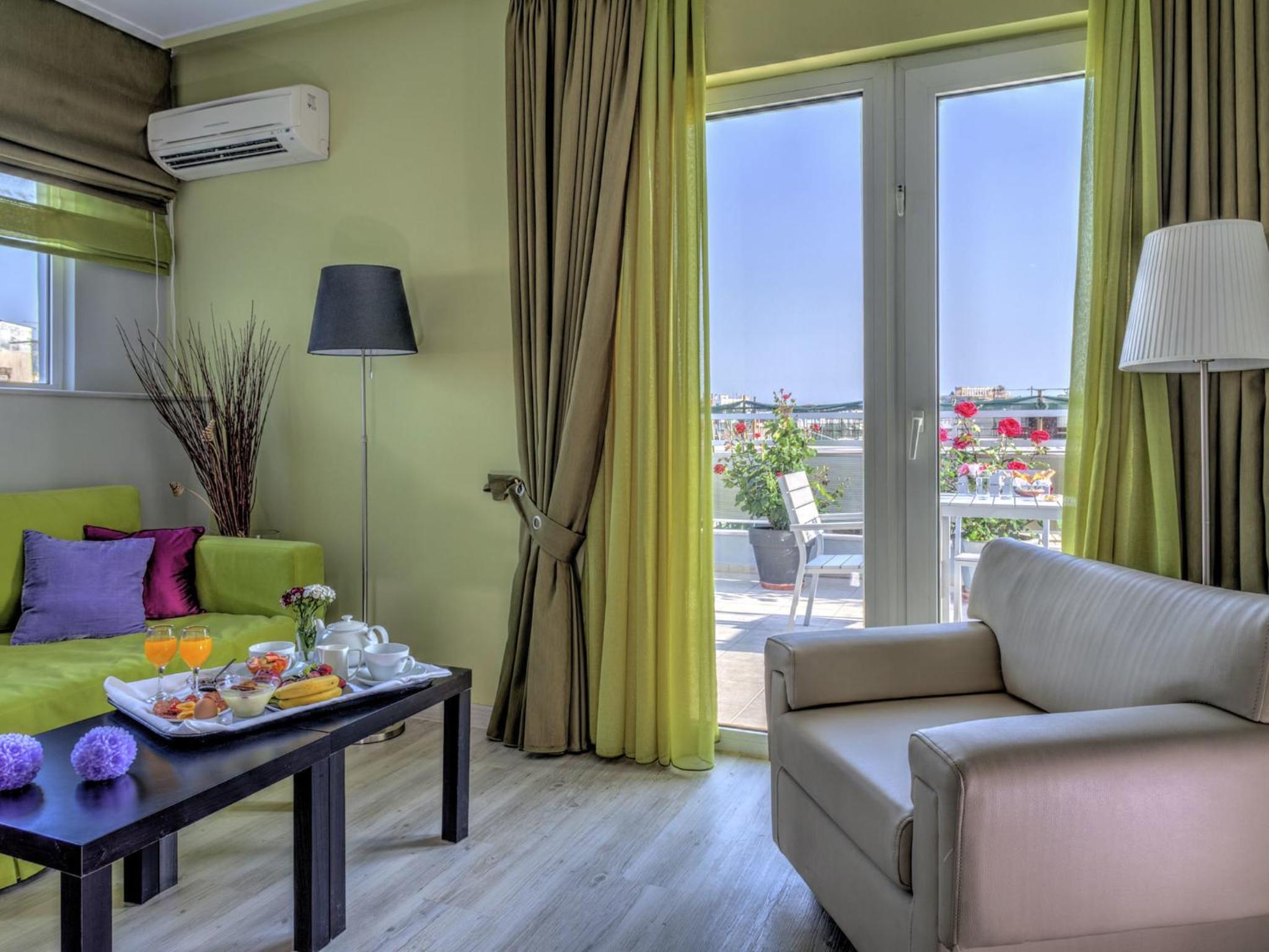 Suite with Private Veranda & Acropolis View