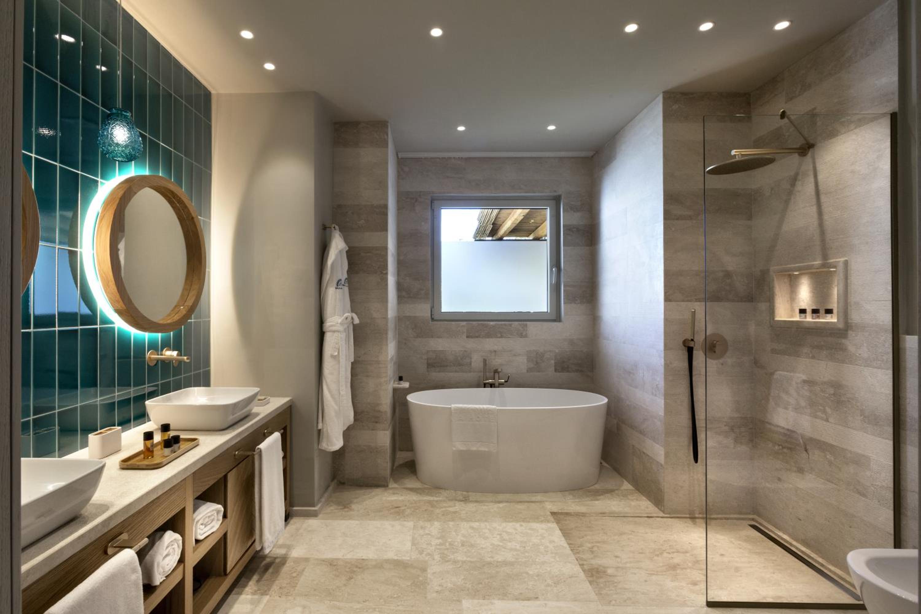 Suite with Sea View - Photo 3