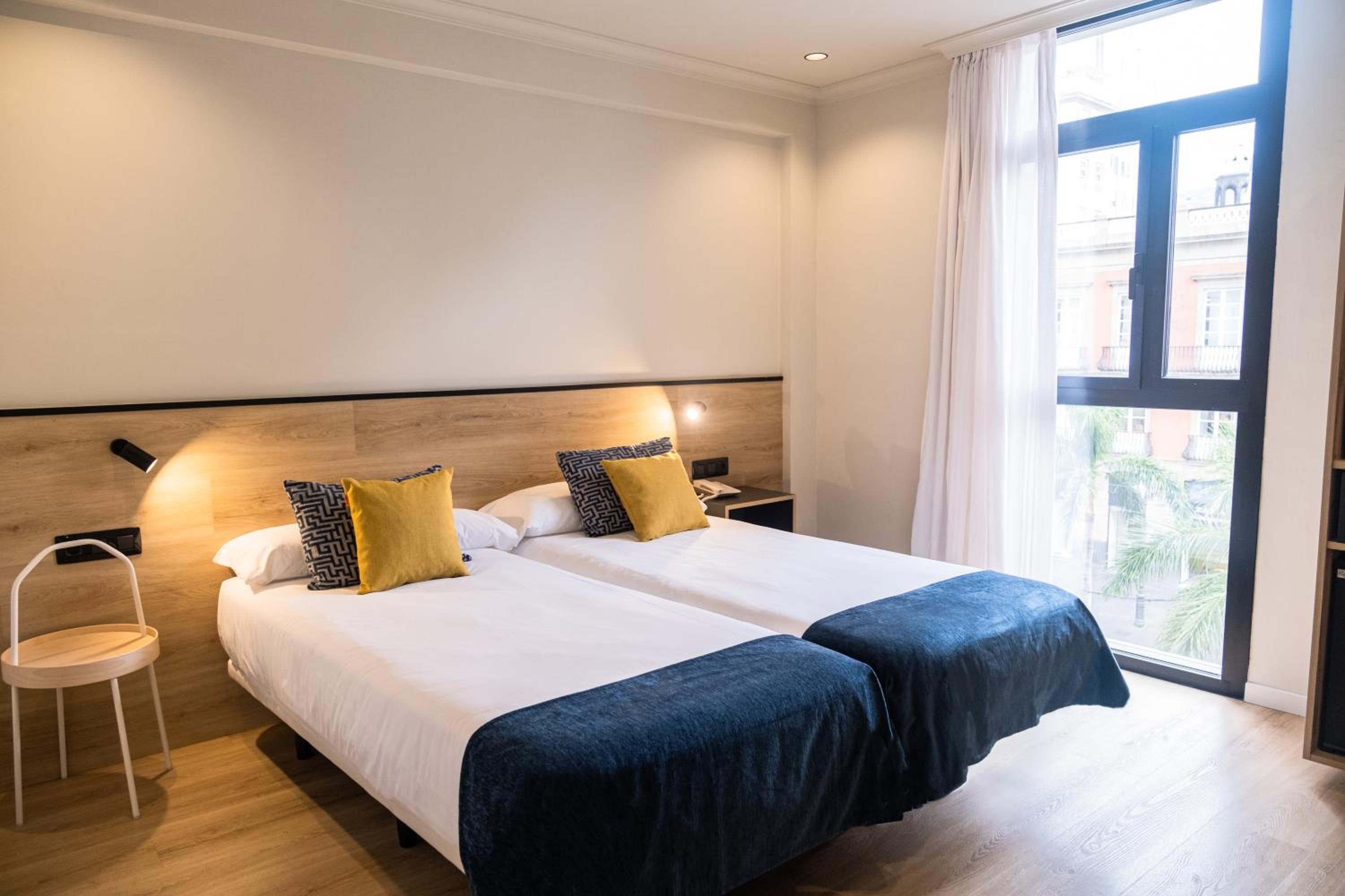 Double or Twin Room with City View