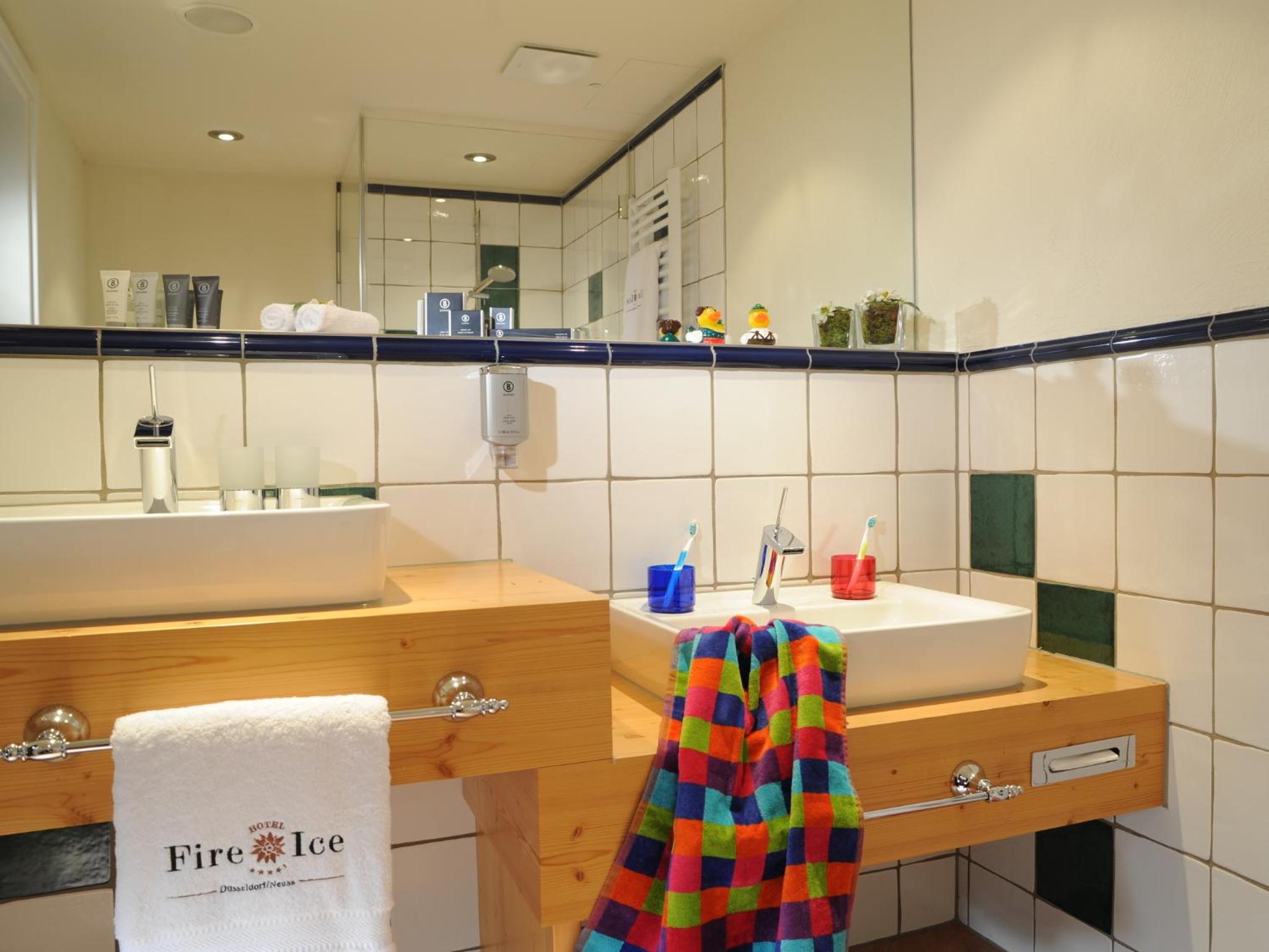 Family Suite (2 Adults + 2 Children) photo 2