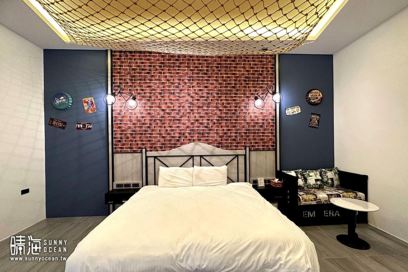 Queen Room with Garden View photo 3