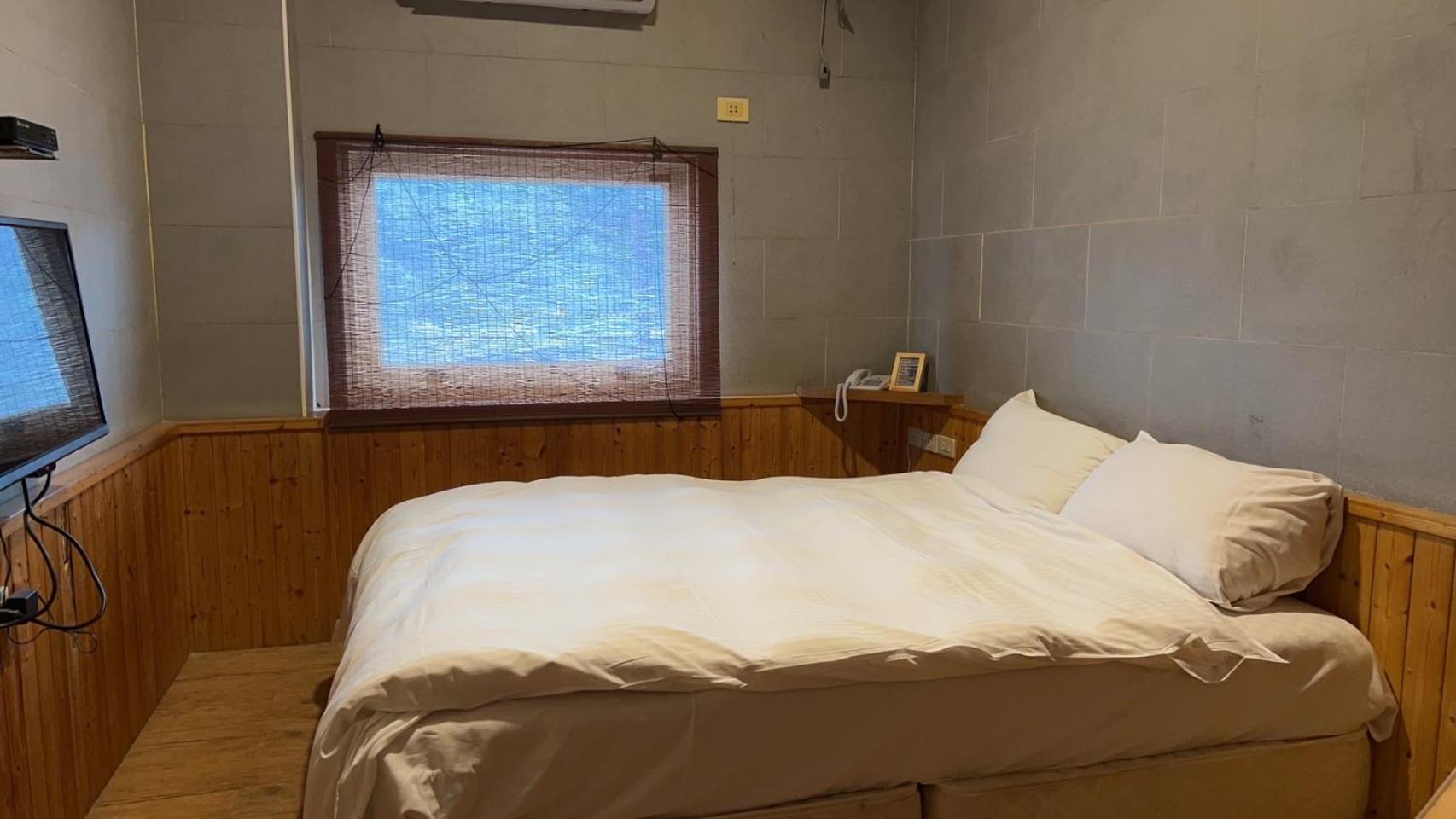 Small Double Room photo 2