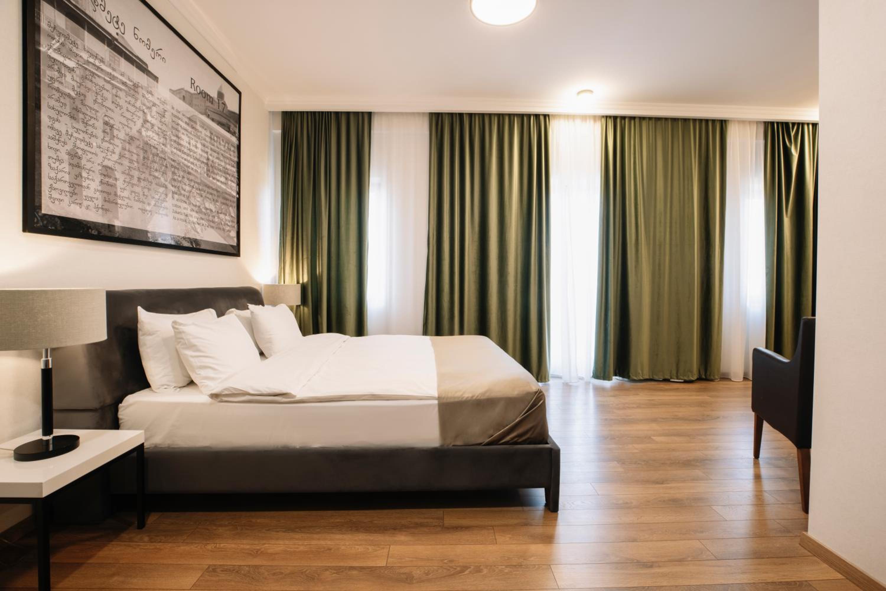 Superior Double Room with City View and Balcony