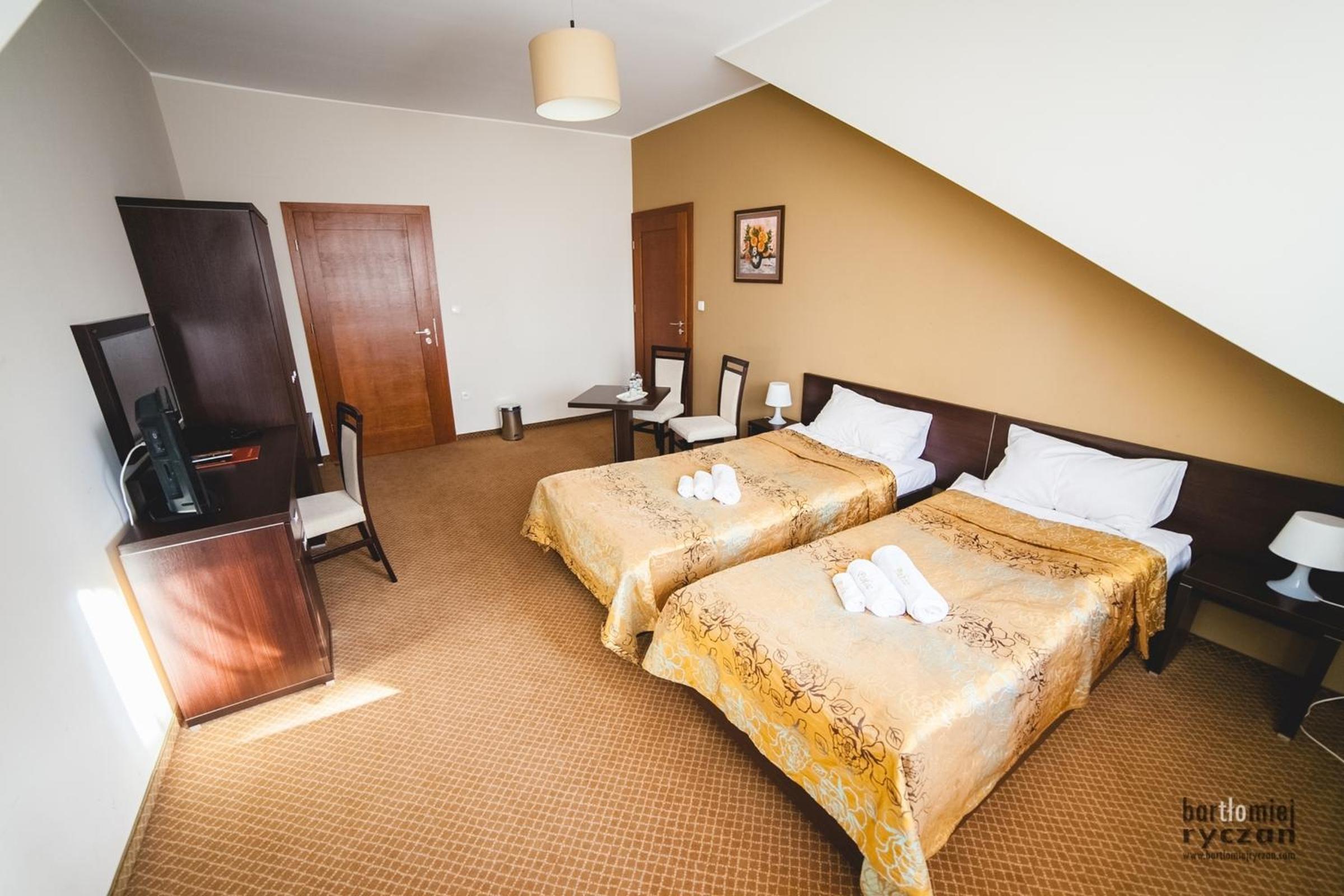 Standard Double or Twin Room - Photo 4