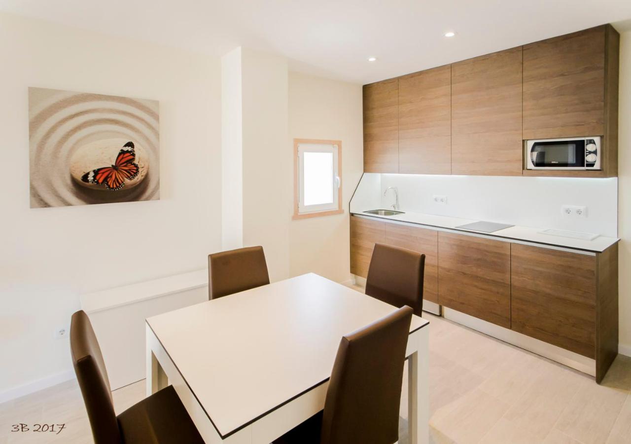 Premier One-Bedroom Apartment with City View photo 3
