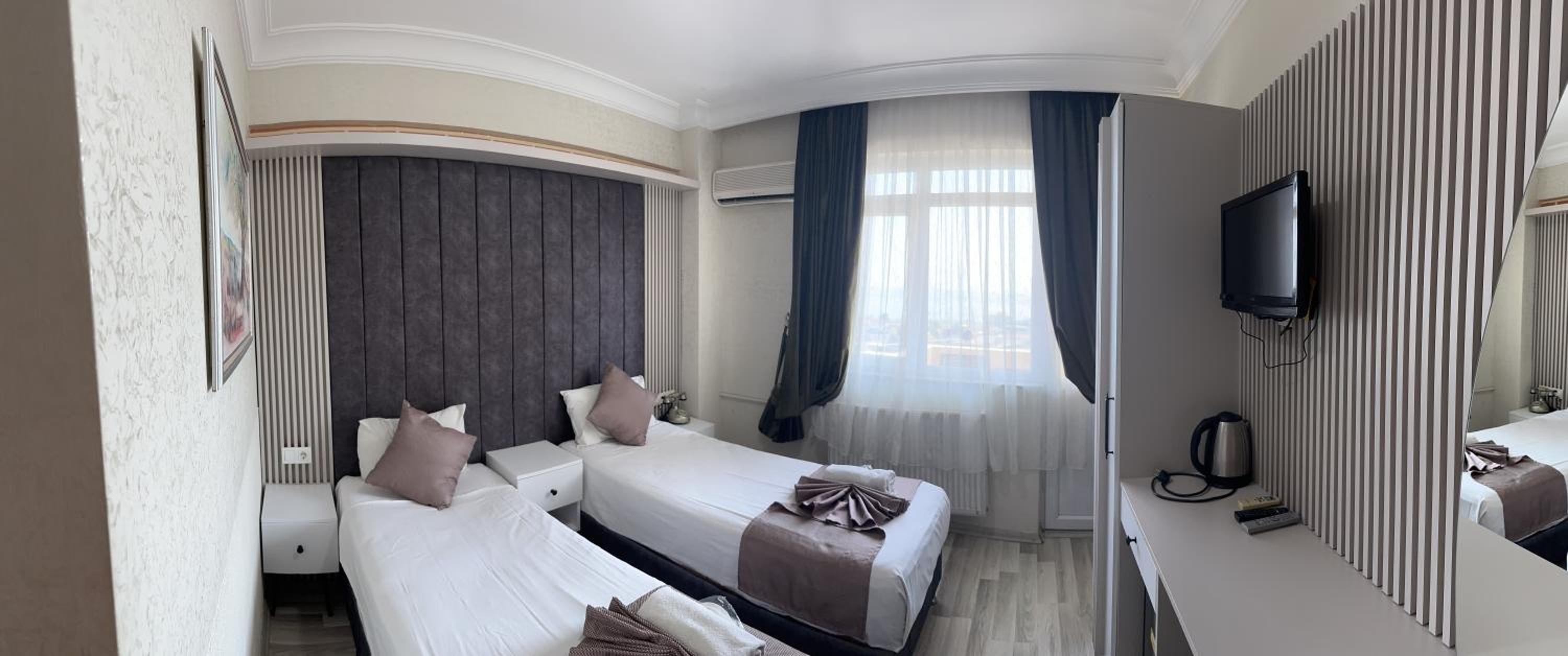 Deluxe Double Room with Sea View photo 2