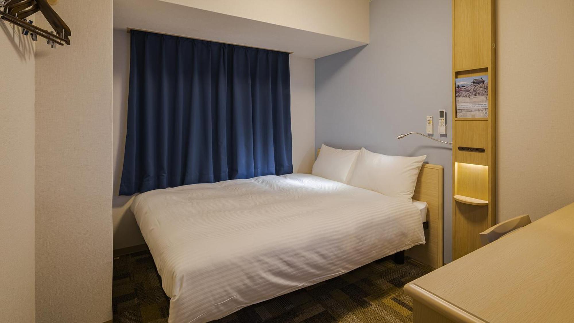 Double Room - Non-Smoking  - Photo 6