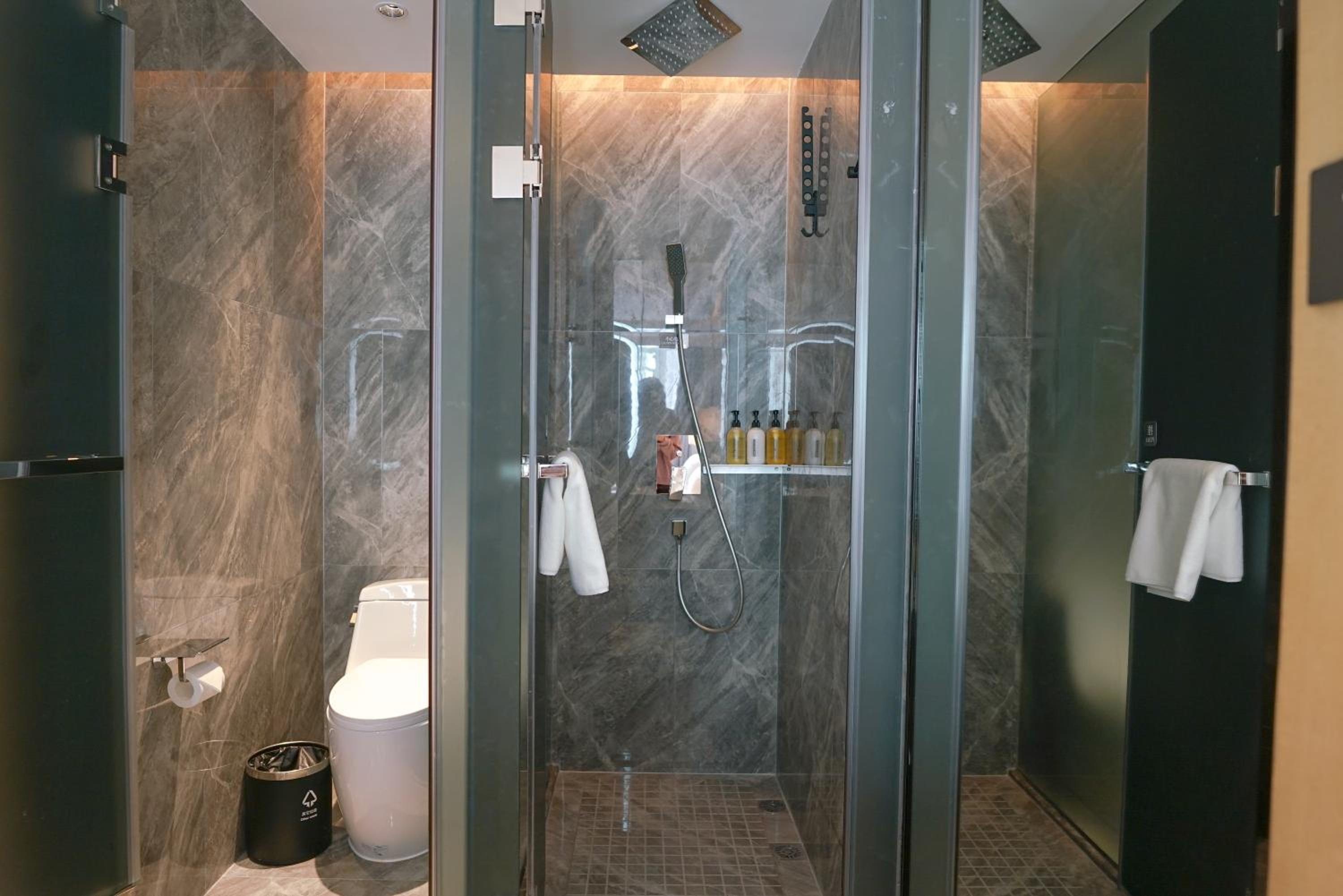 Deluxe Twin Room photo 1