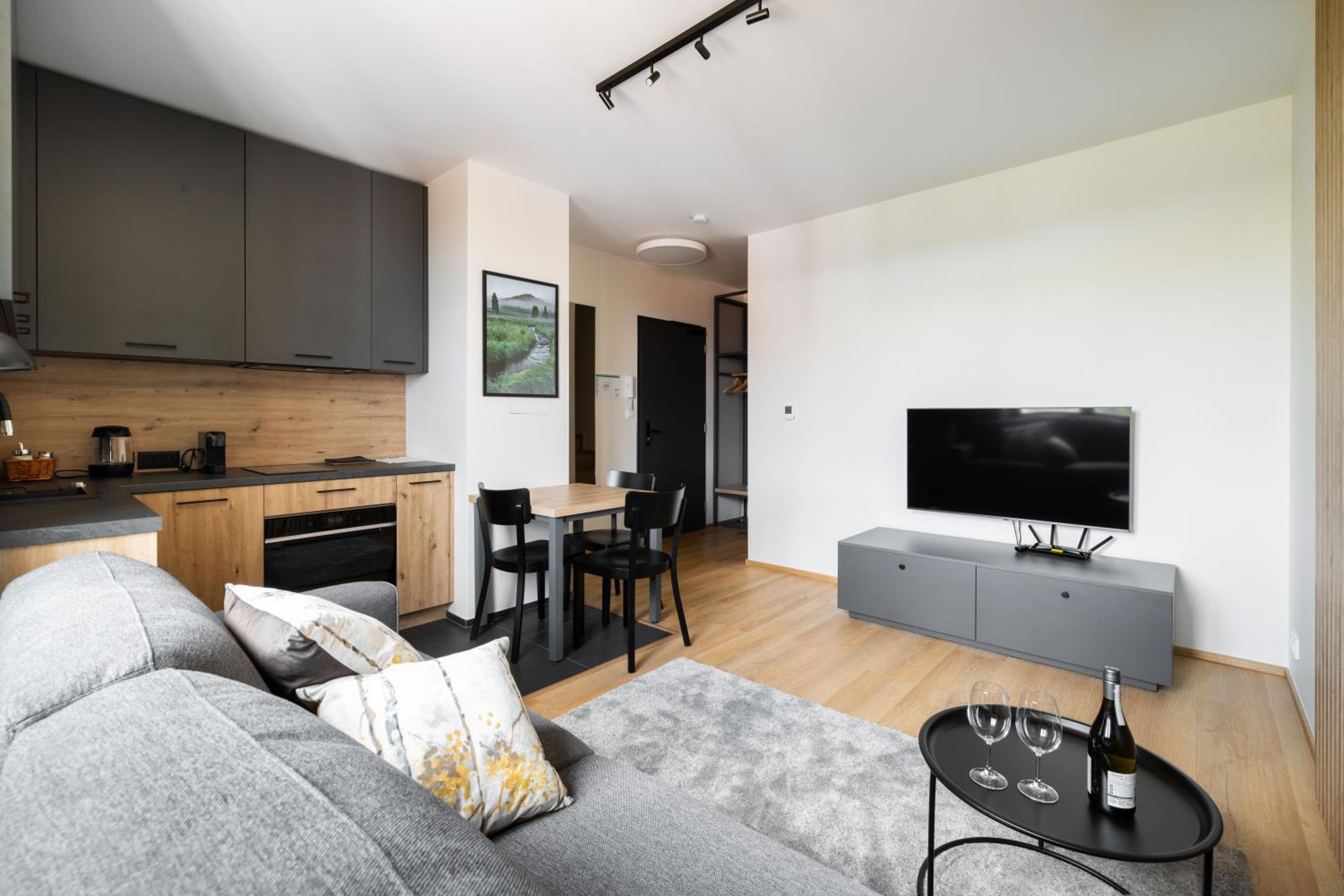 Maisonette photo 2