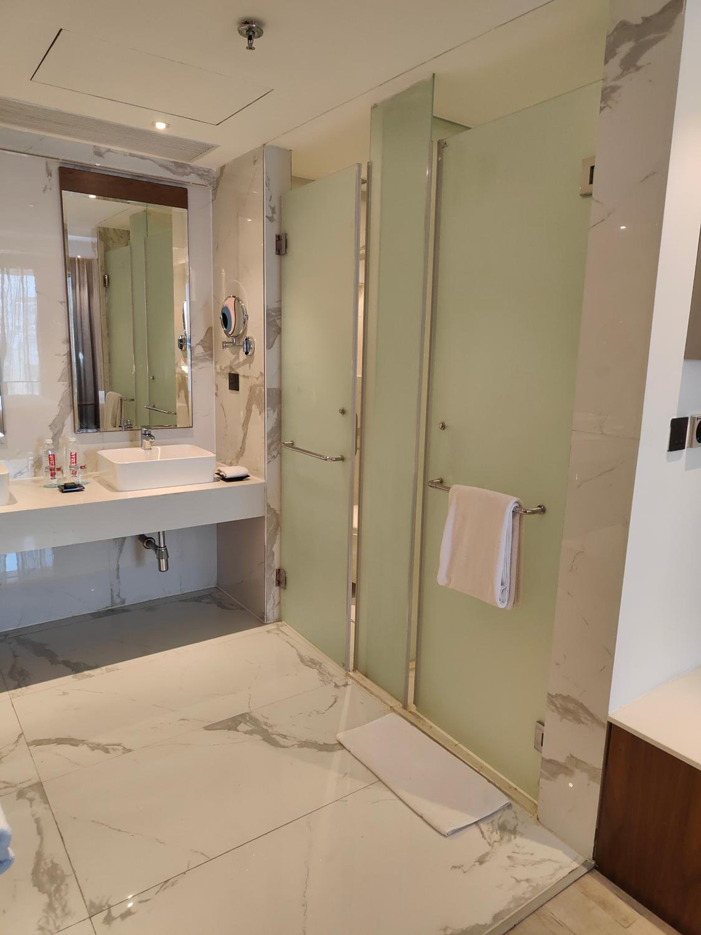 Deluxe Suite  - Photo 5