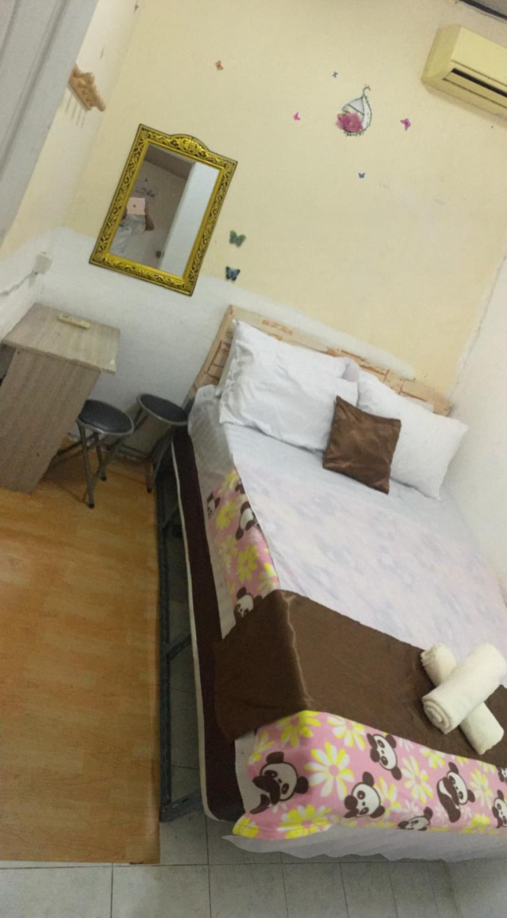 Single Room with Shared Toilet photo 1