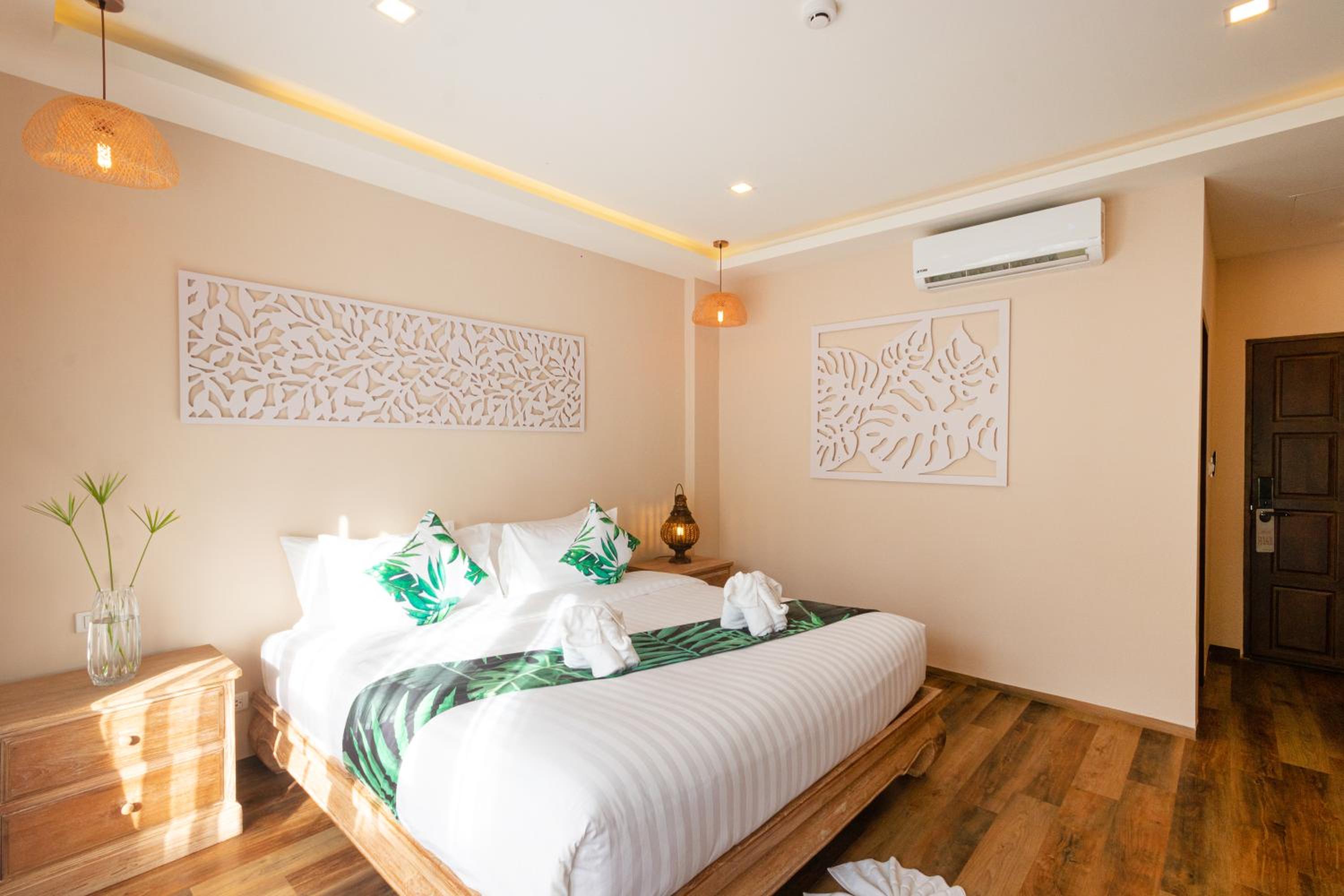 Superior Street View, Double Bed