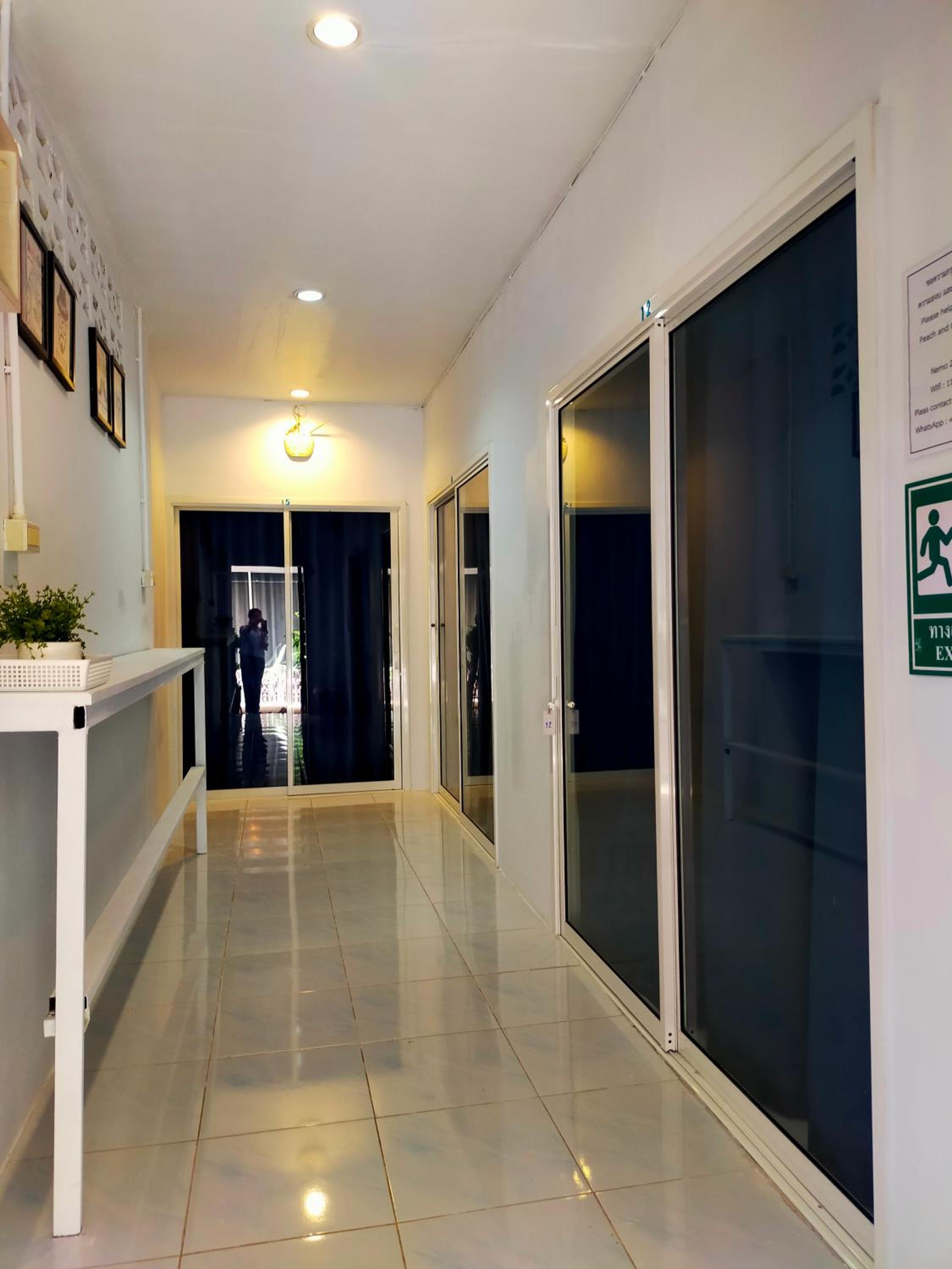 Small Single Room photo 1