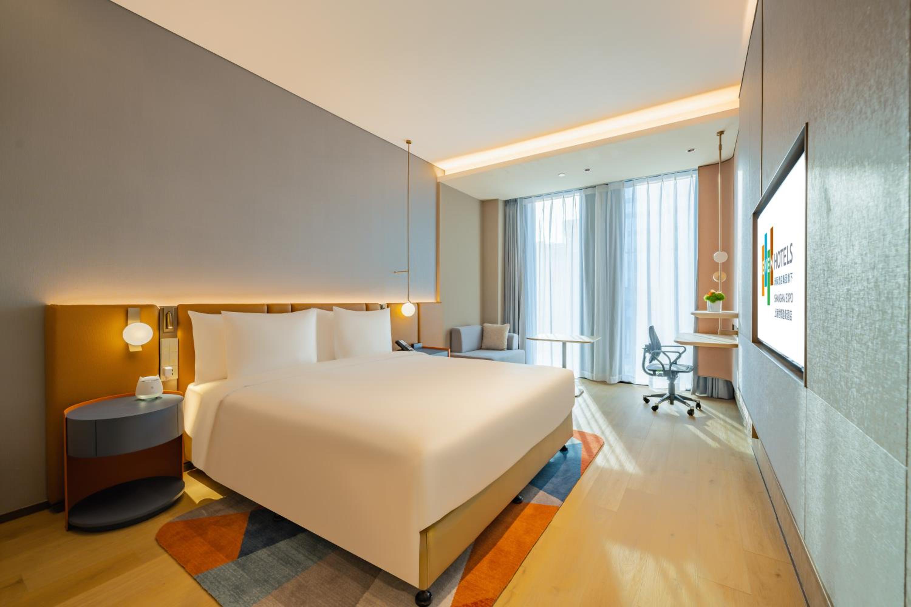Standard King Room
