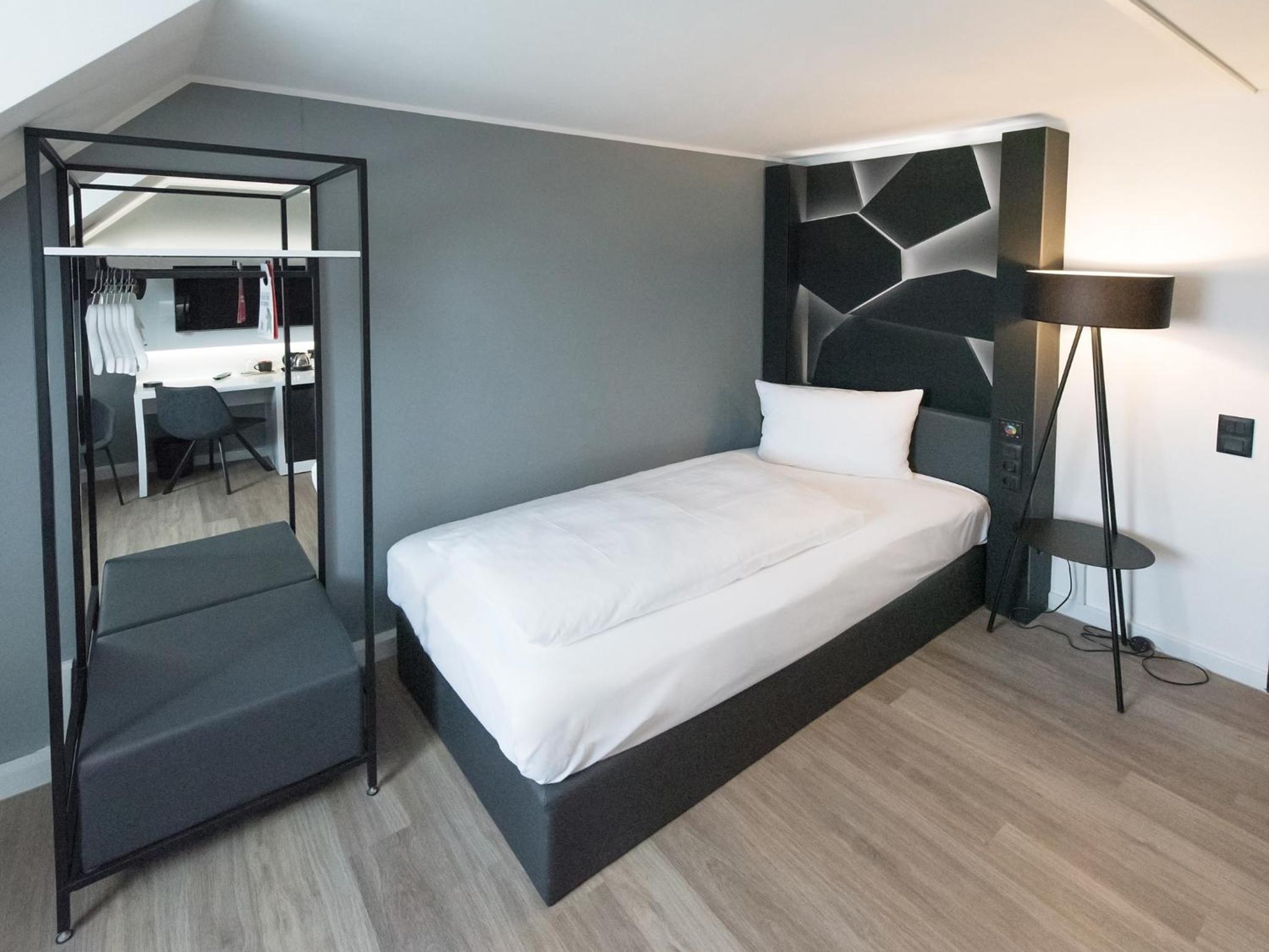 Single Room photo 1