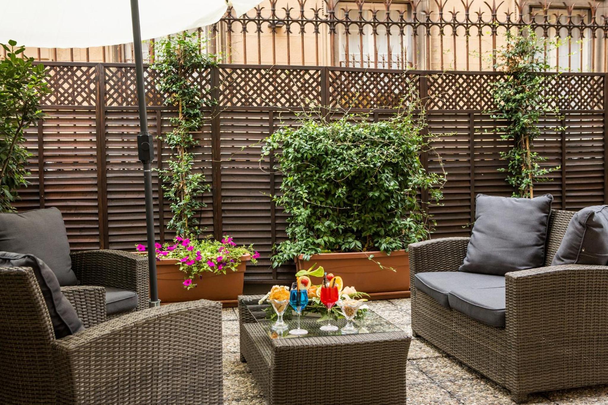 Junior Suite with Terrace - Photo 2