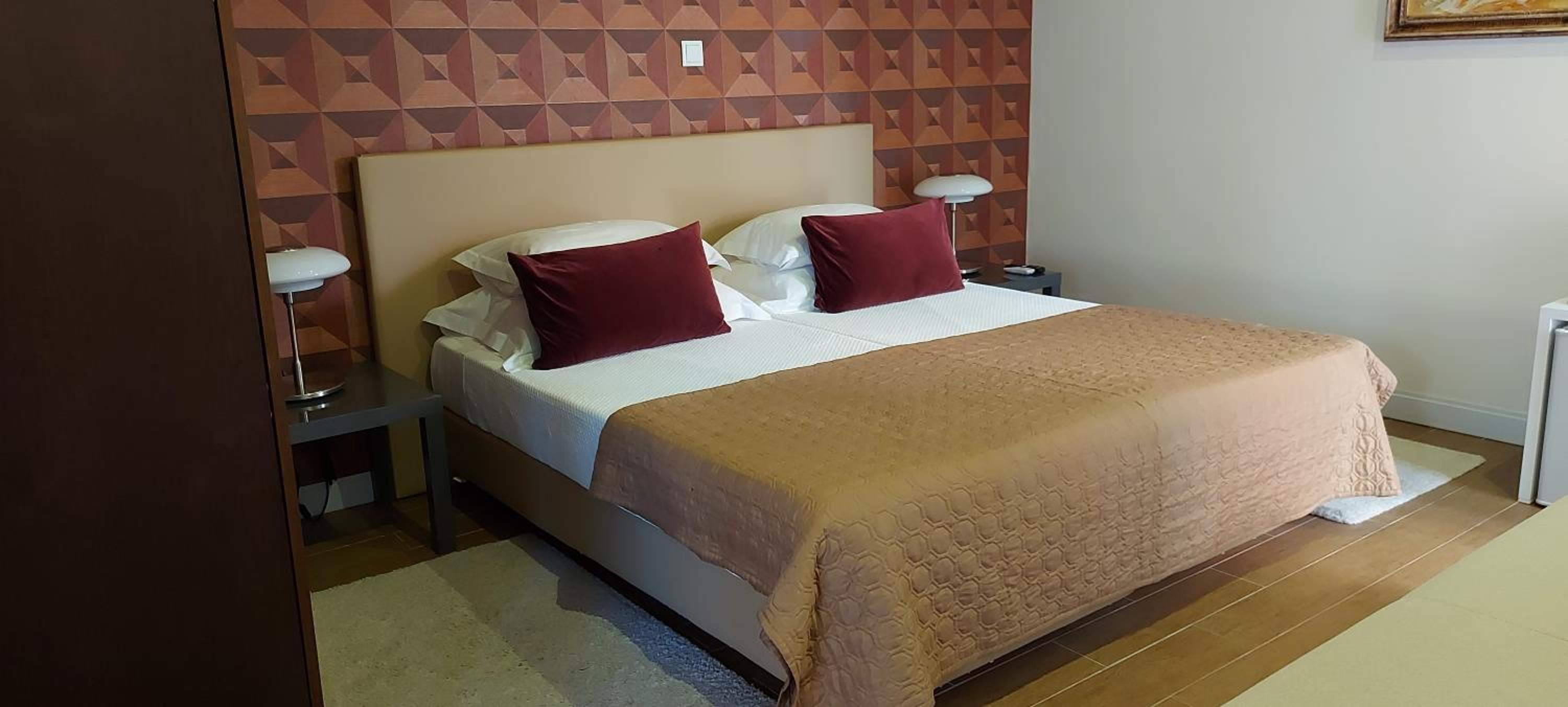 Superior Triple Room photo 2