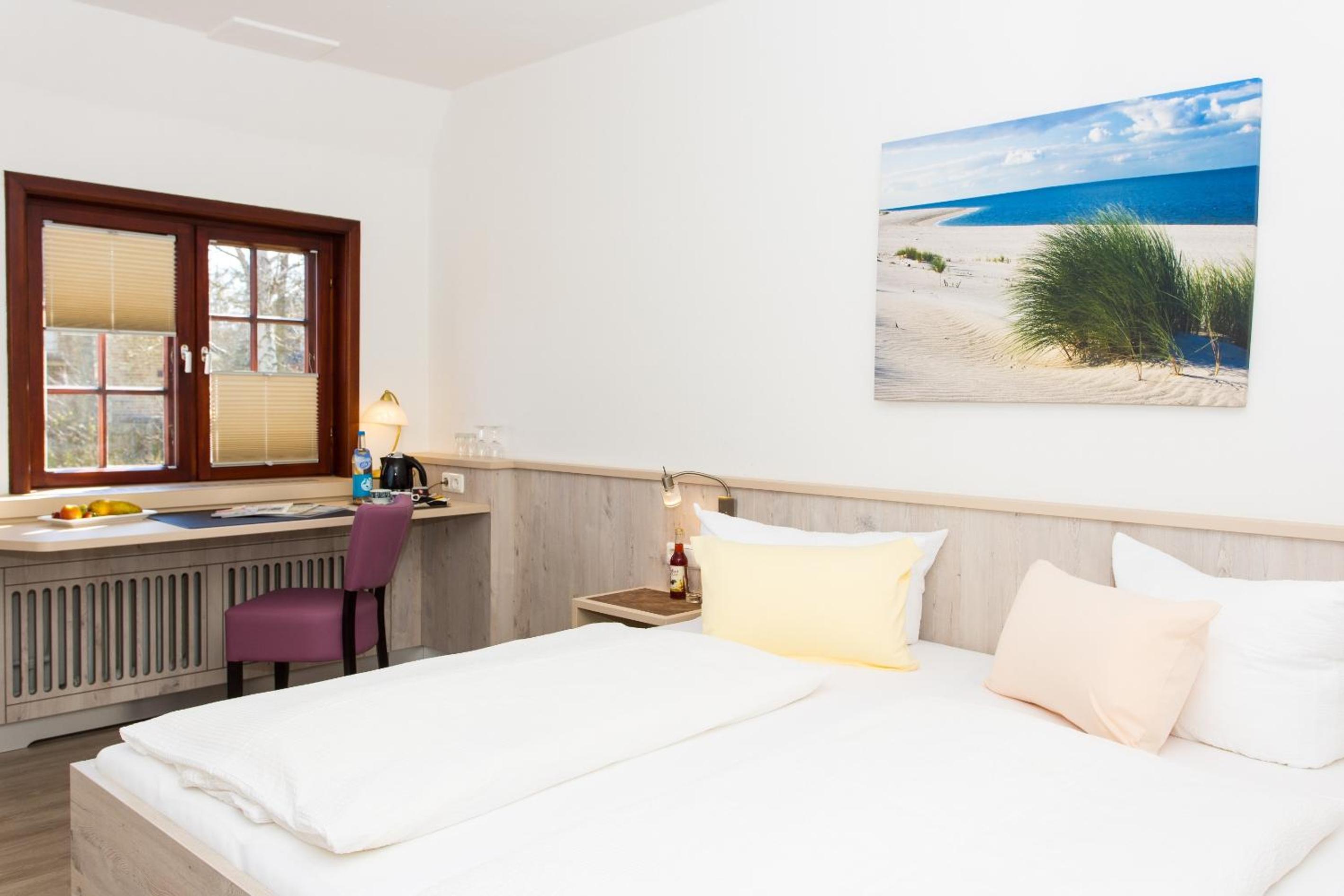 Double Room - Photo 5