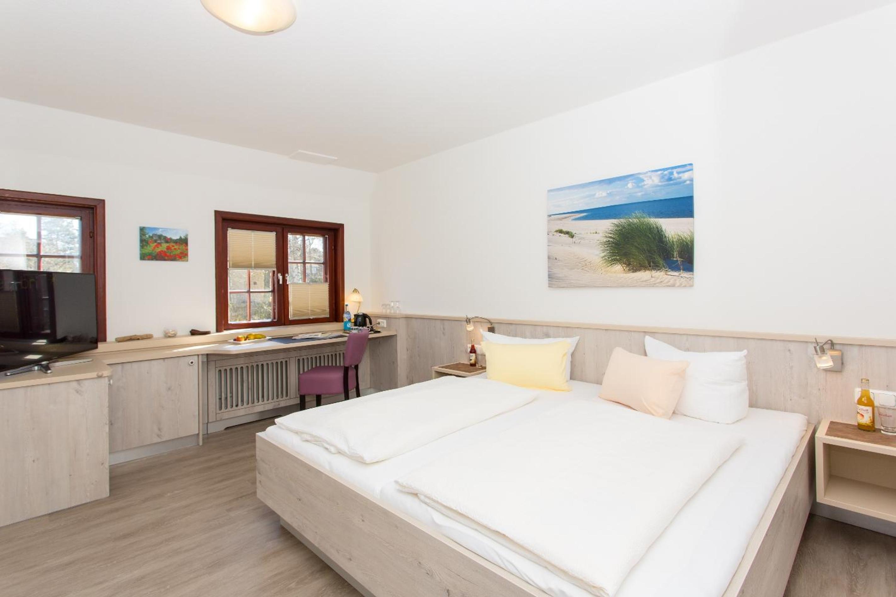 Double Room - Photo 6