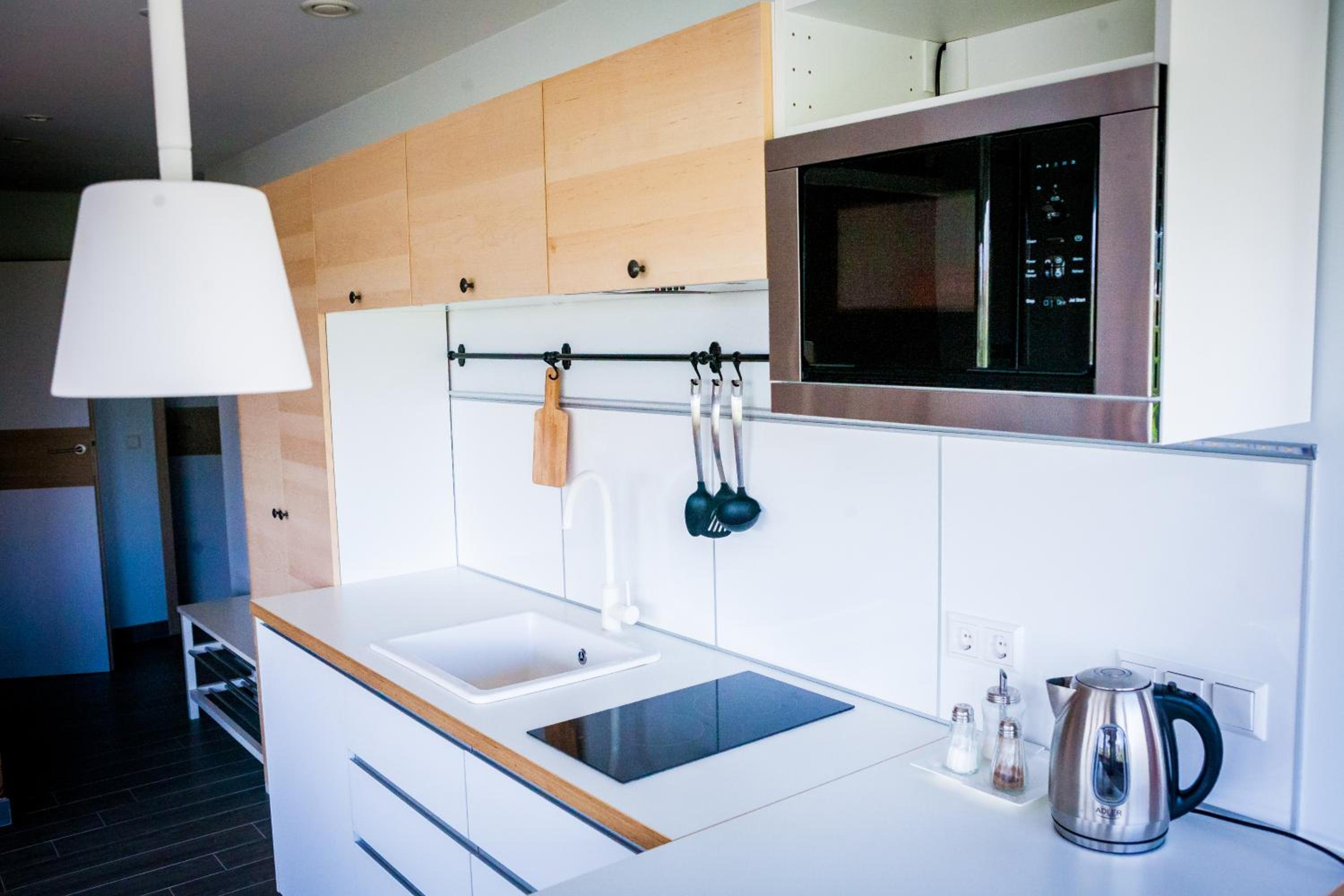One-Bedroom Apartment (4 Adults) - Photo 11