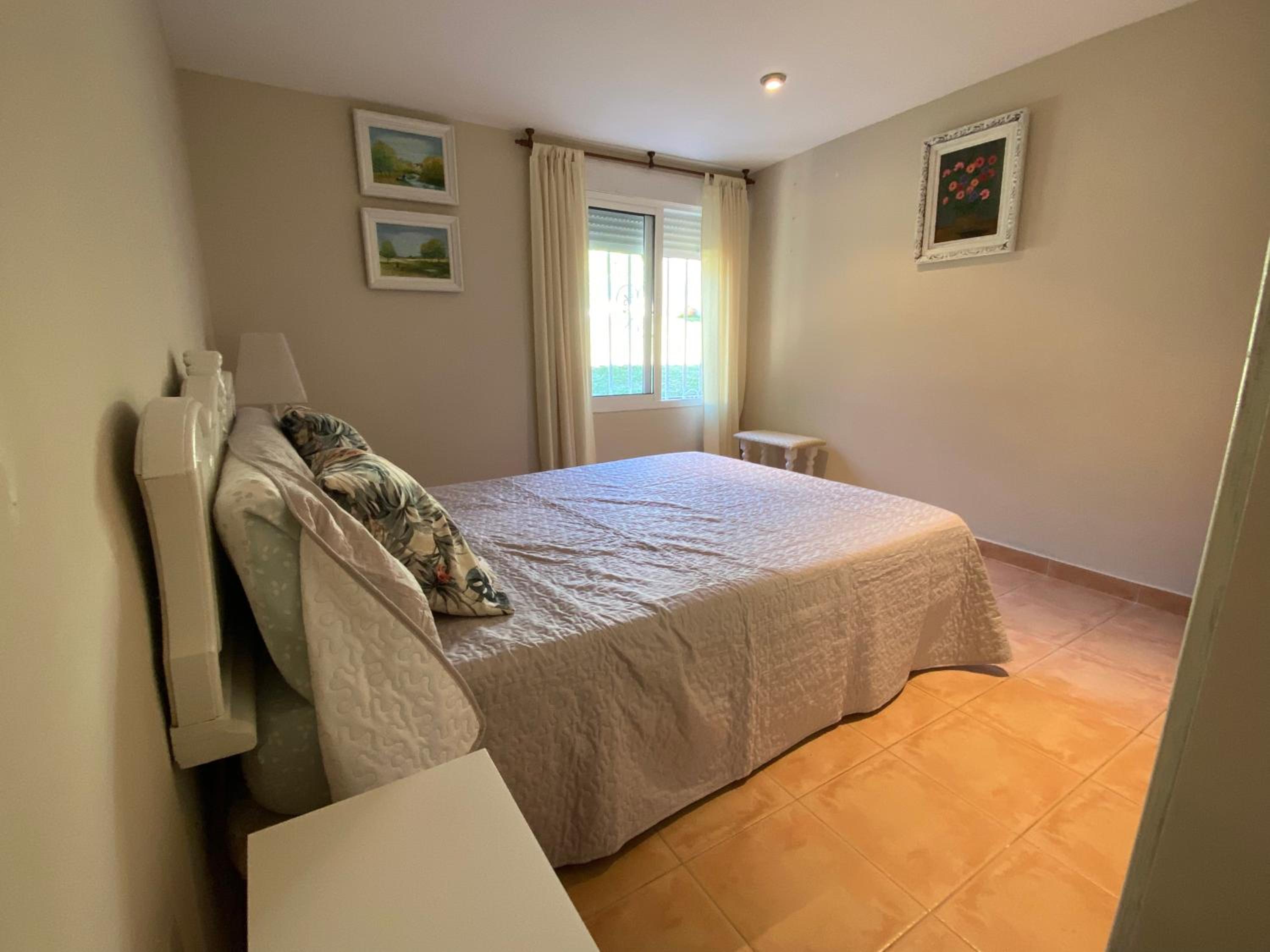 Three-Bedroom House photo 3
