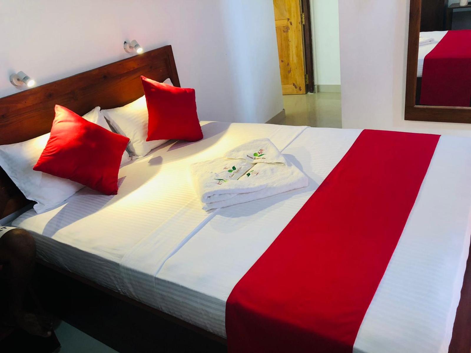 Small Double Room photo 1