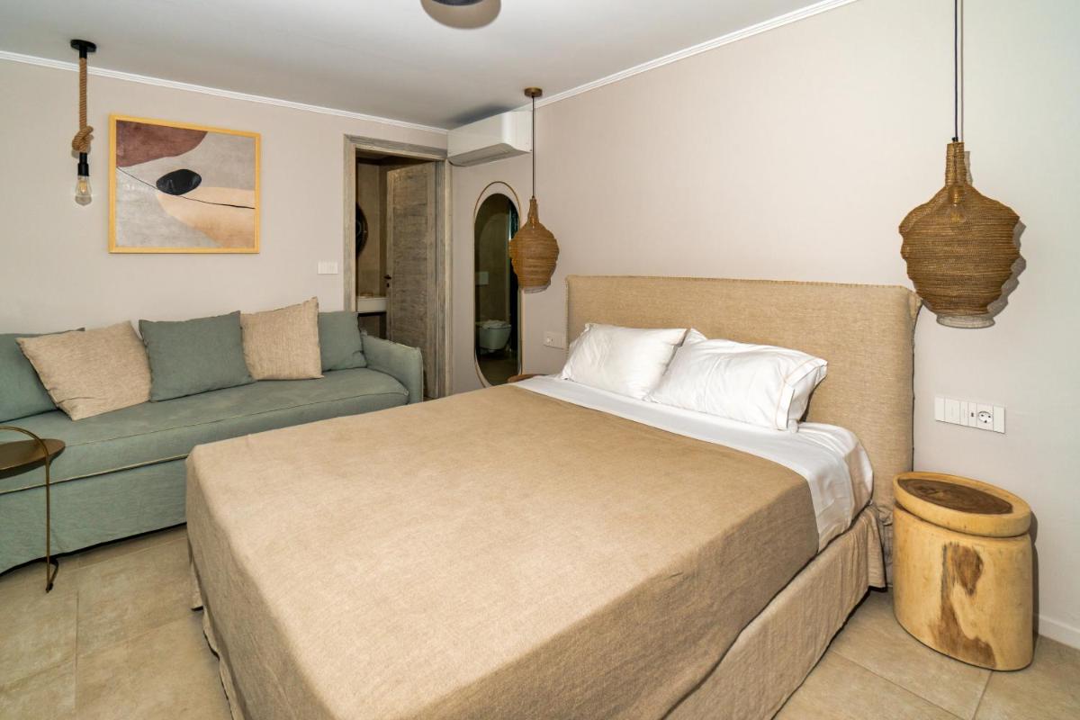 Basic Triple Room photo 3